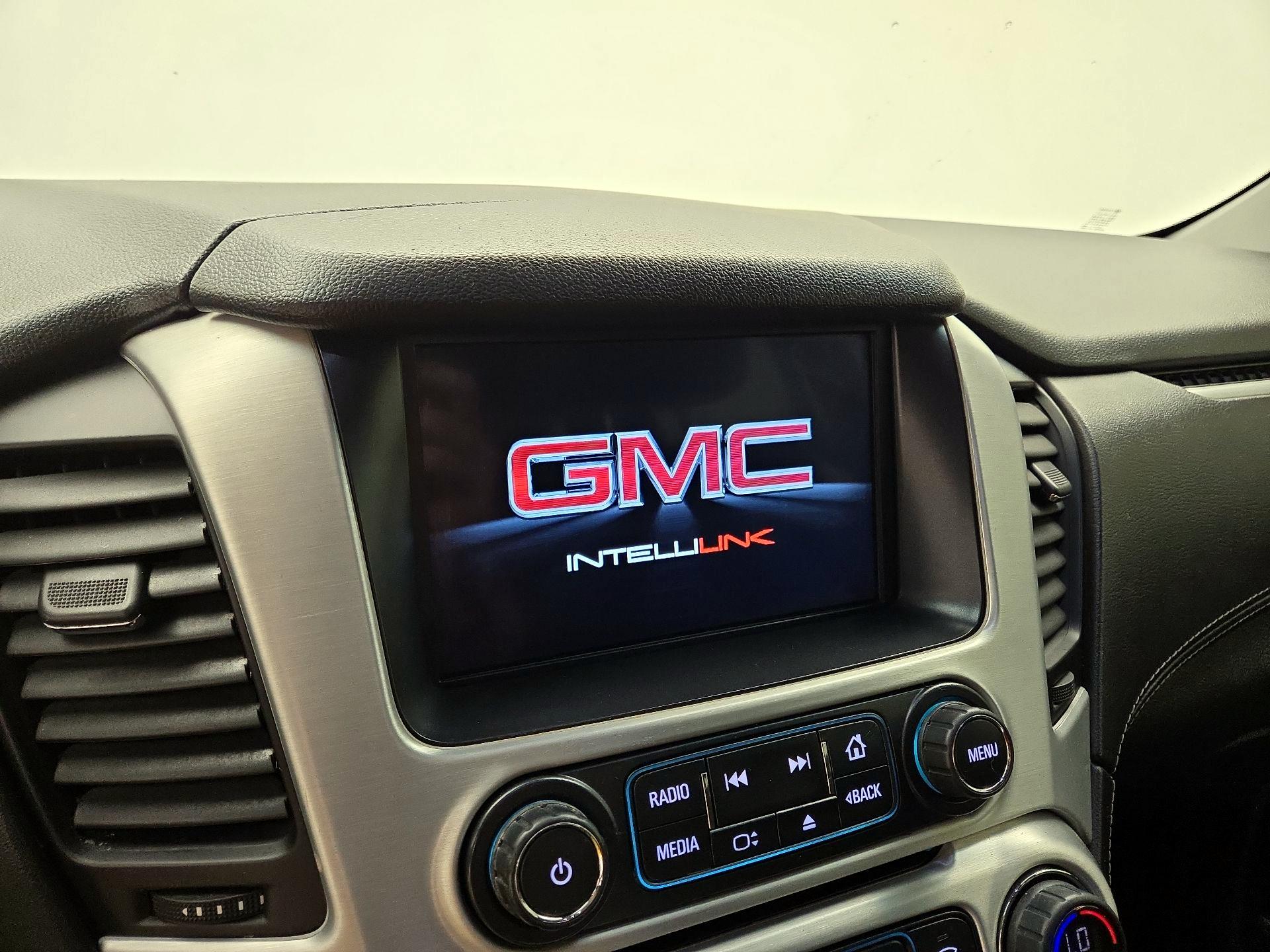 Thumbnail: 2019 GMC Yukon XL - 15