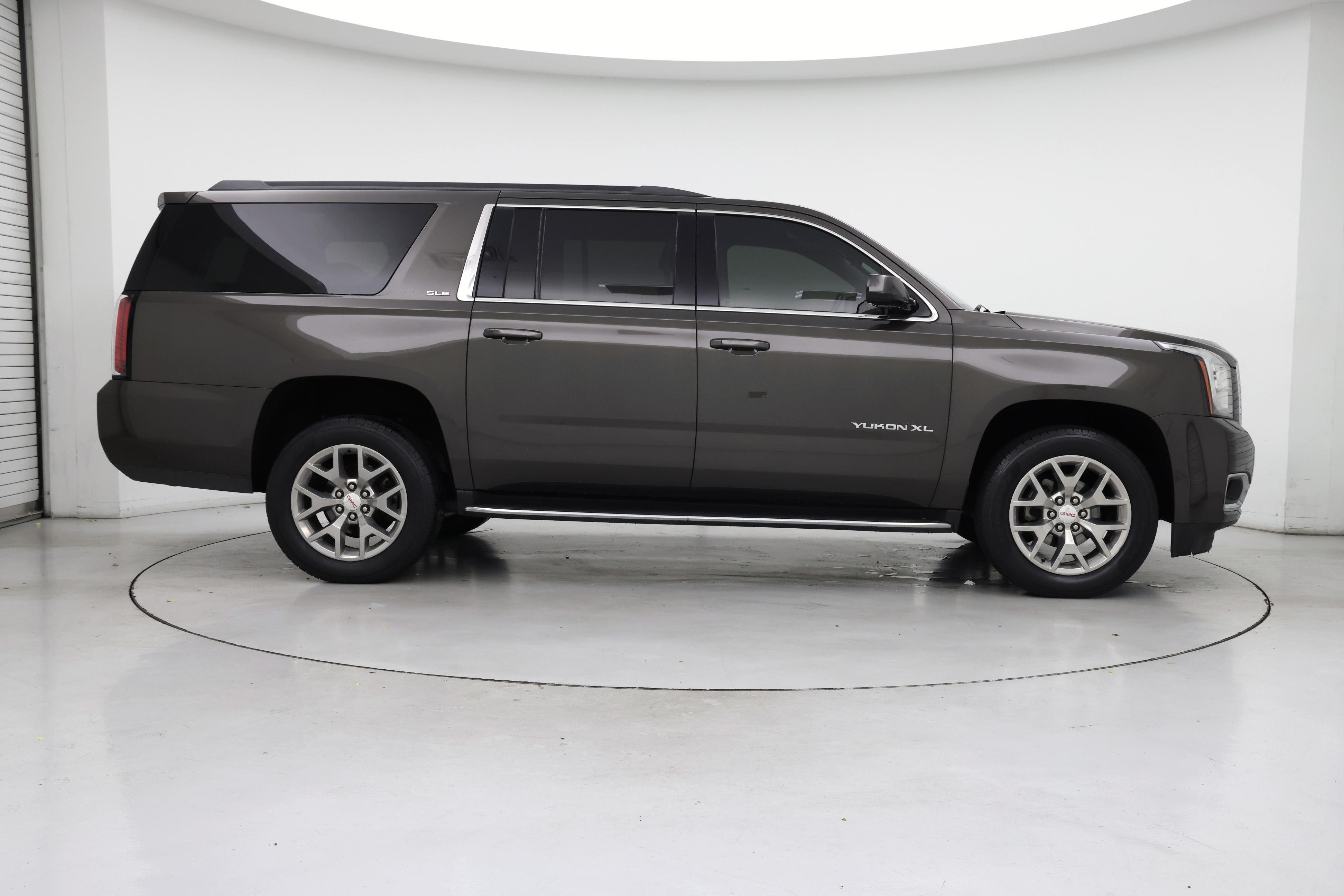 Thumbnail: 2019 GMC Yukon XL - 7