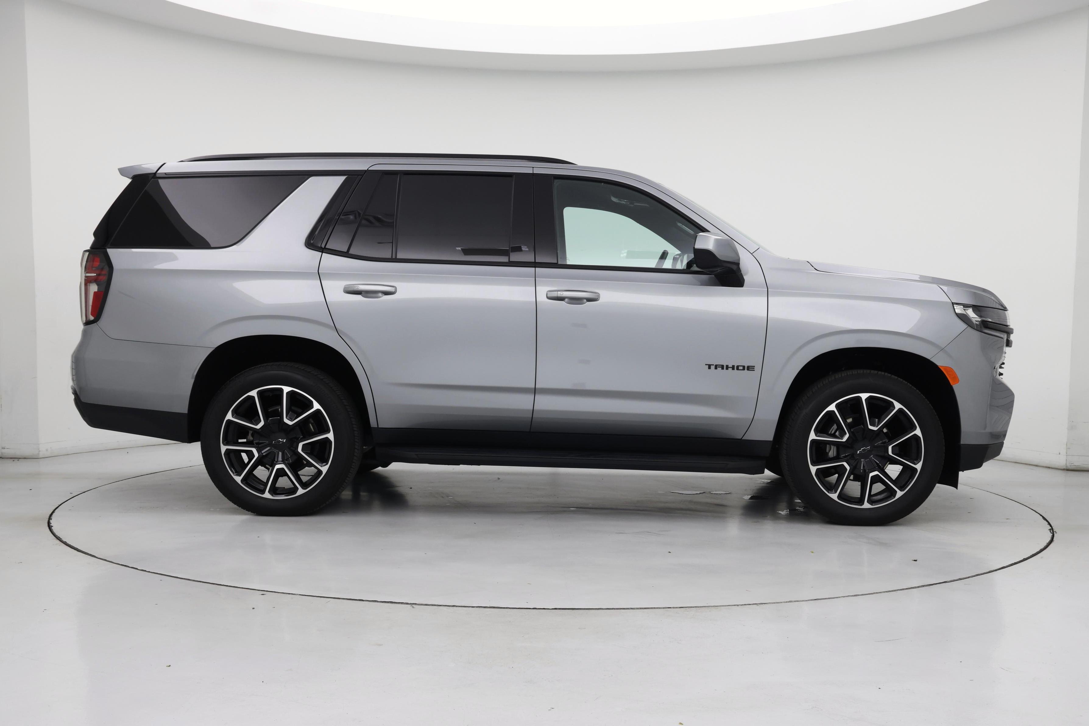 Thumbnail: 2024 Chevrolet Tahoe - 7