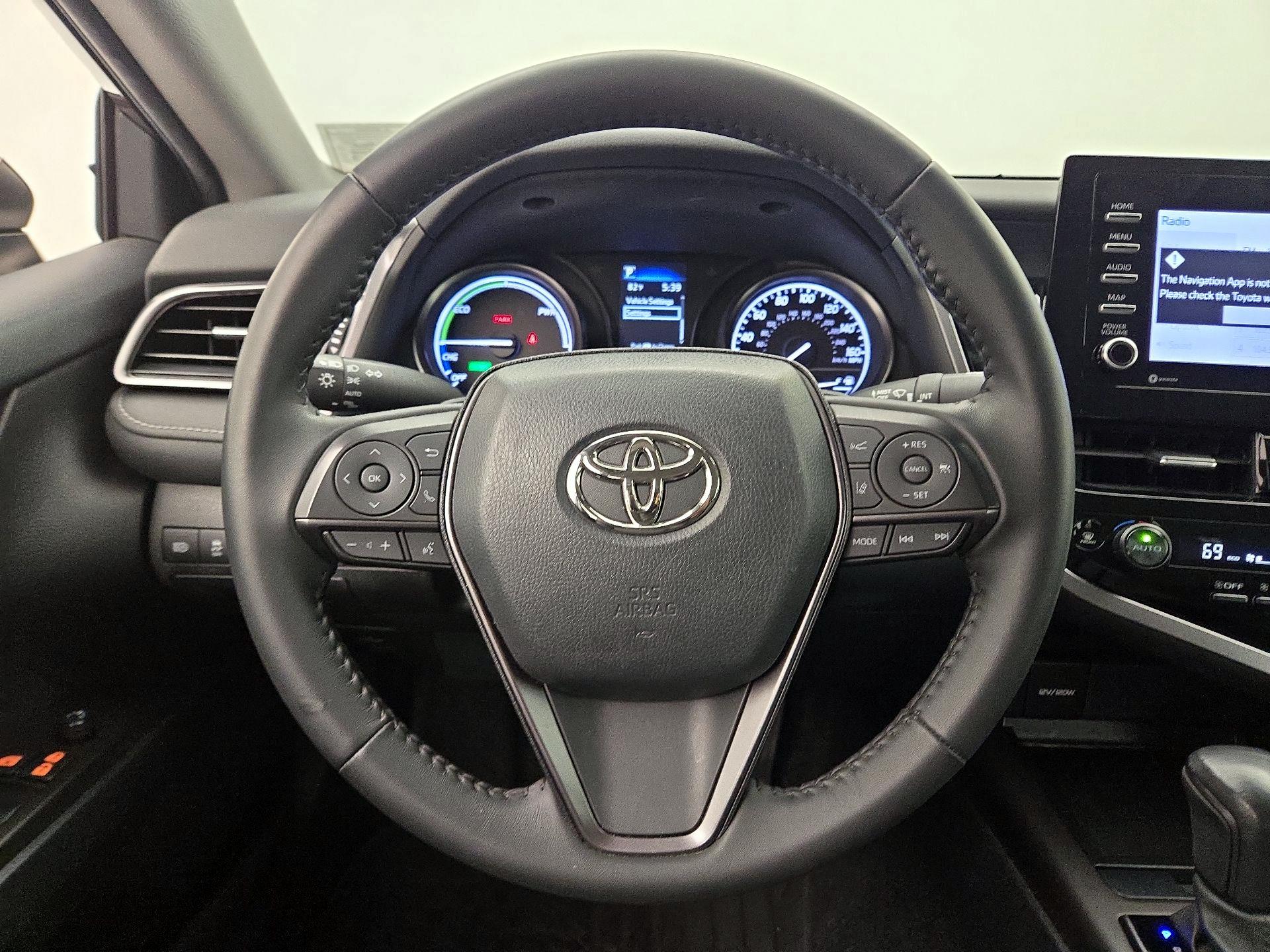 Thumbnail: 2023 Toyota Camry - 10
