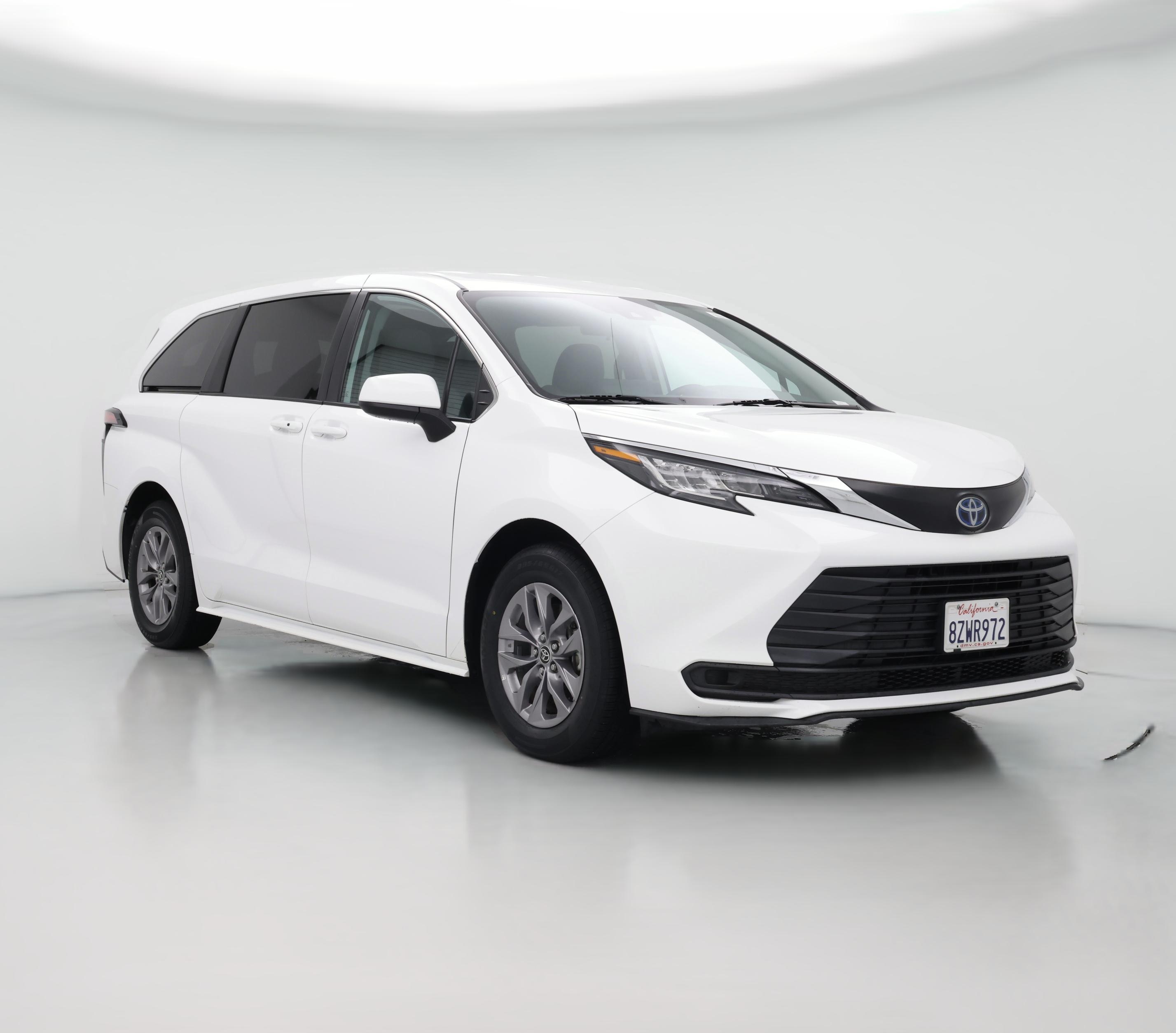 Thumbnail: 2022 Toyota Sienna - 1