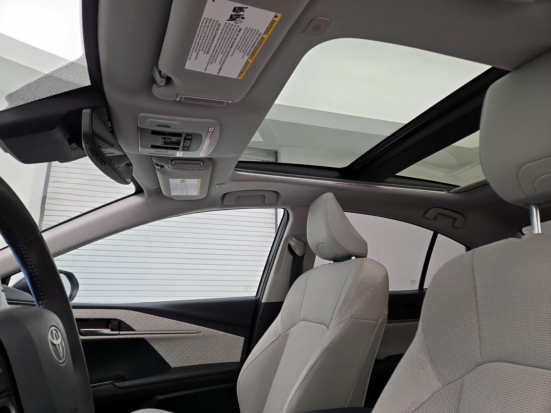 Thumbnail: 2025 Toyota Camry - 20
