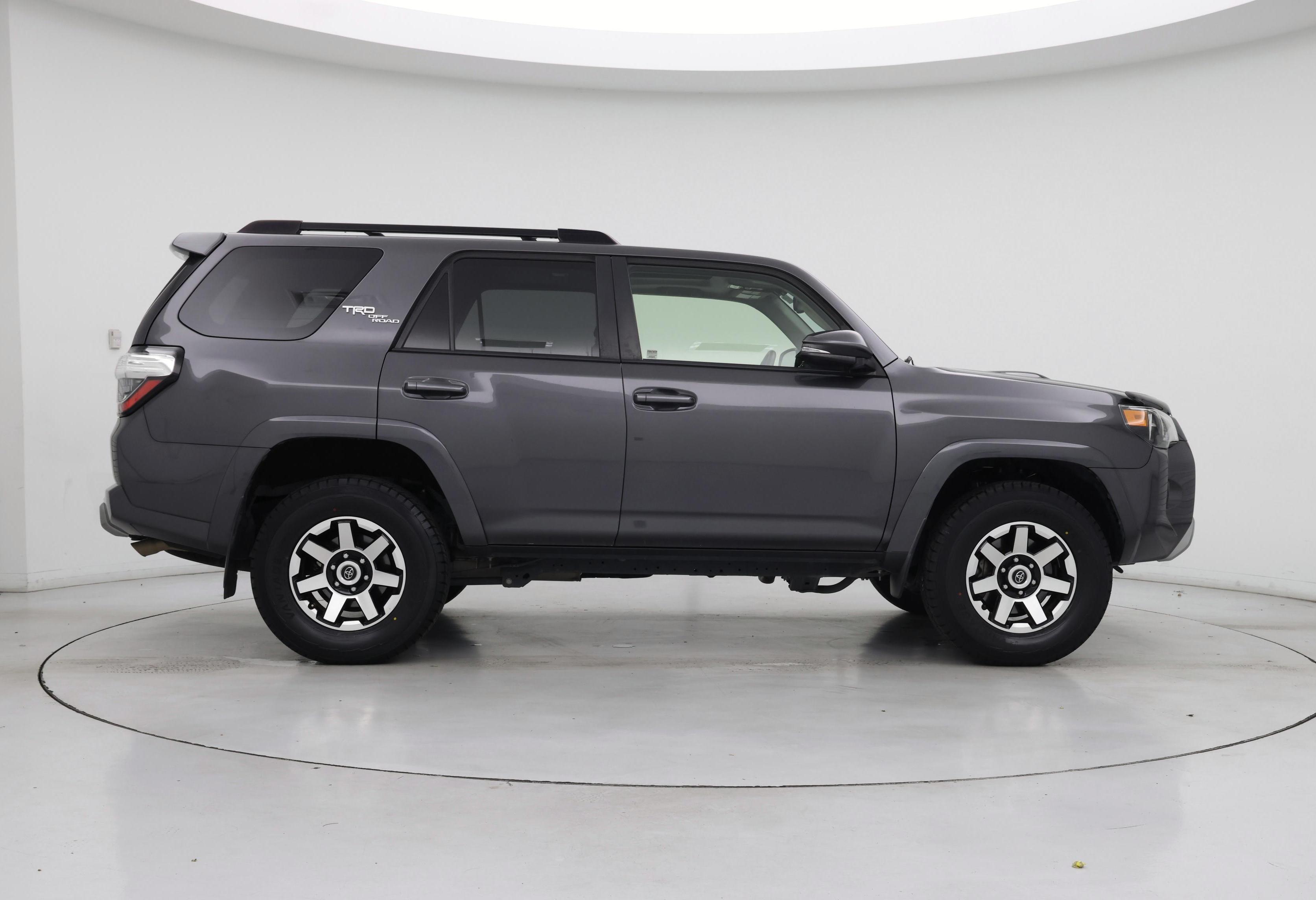 Thumbnail: 2020 Toyota 4Runner - 7