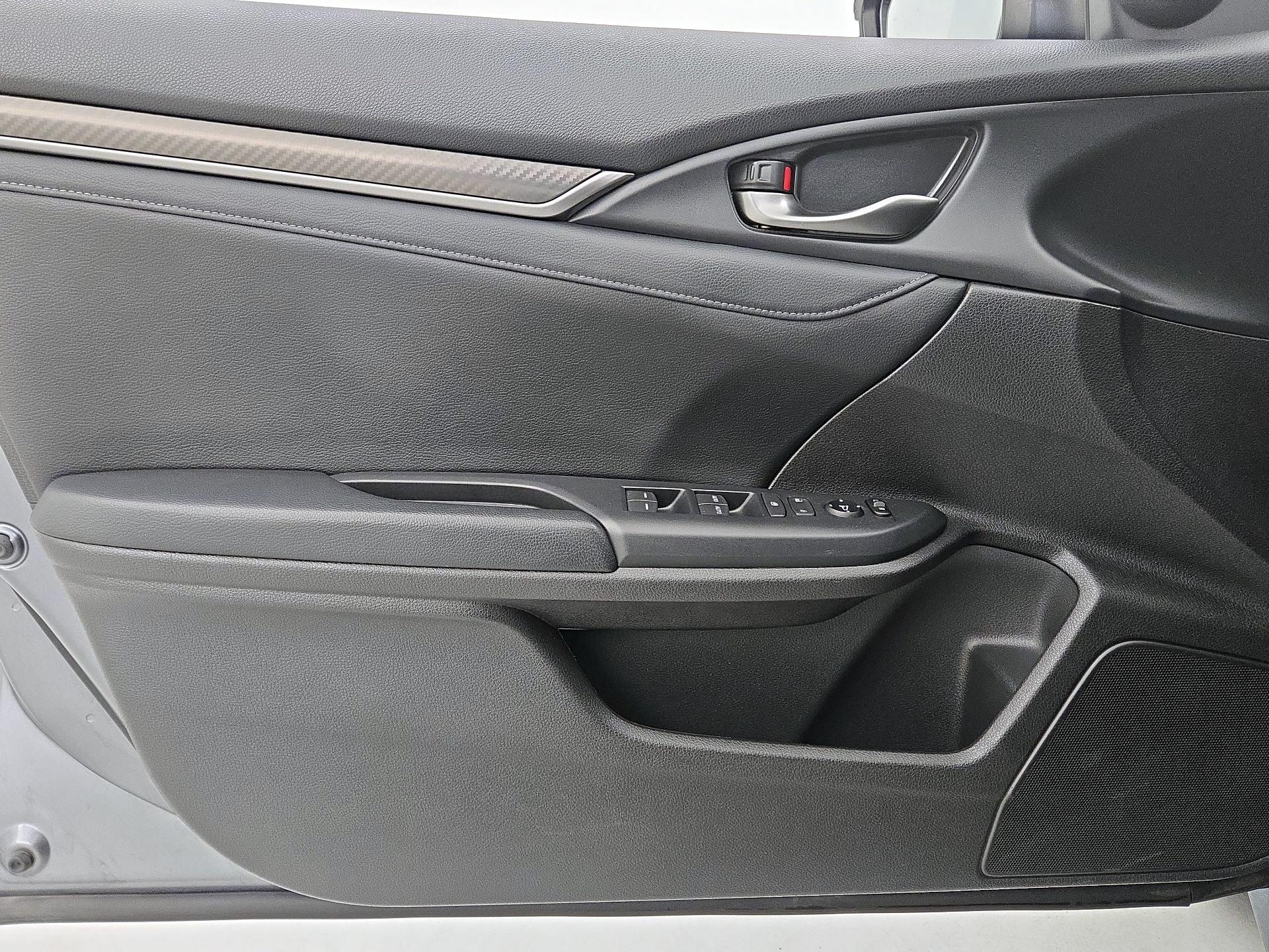 Thumbnail: 2019 Honda Civic - 12