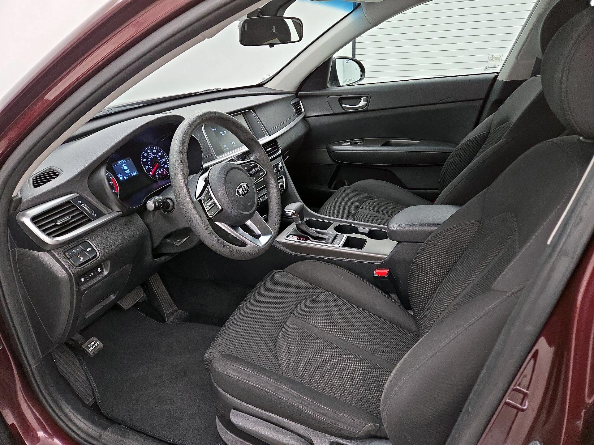 Thumbnail: 2019 Kia Optima - 11