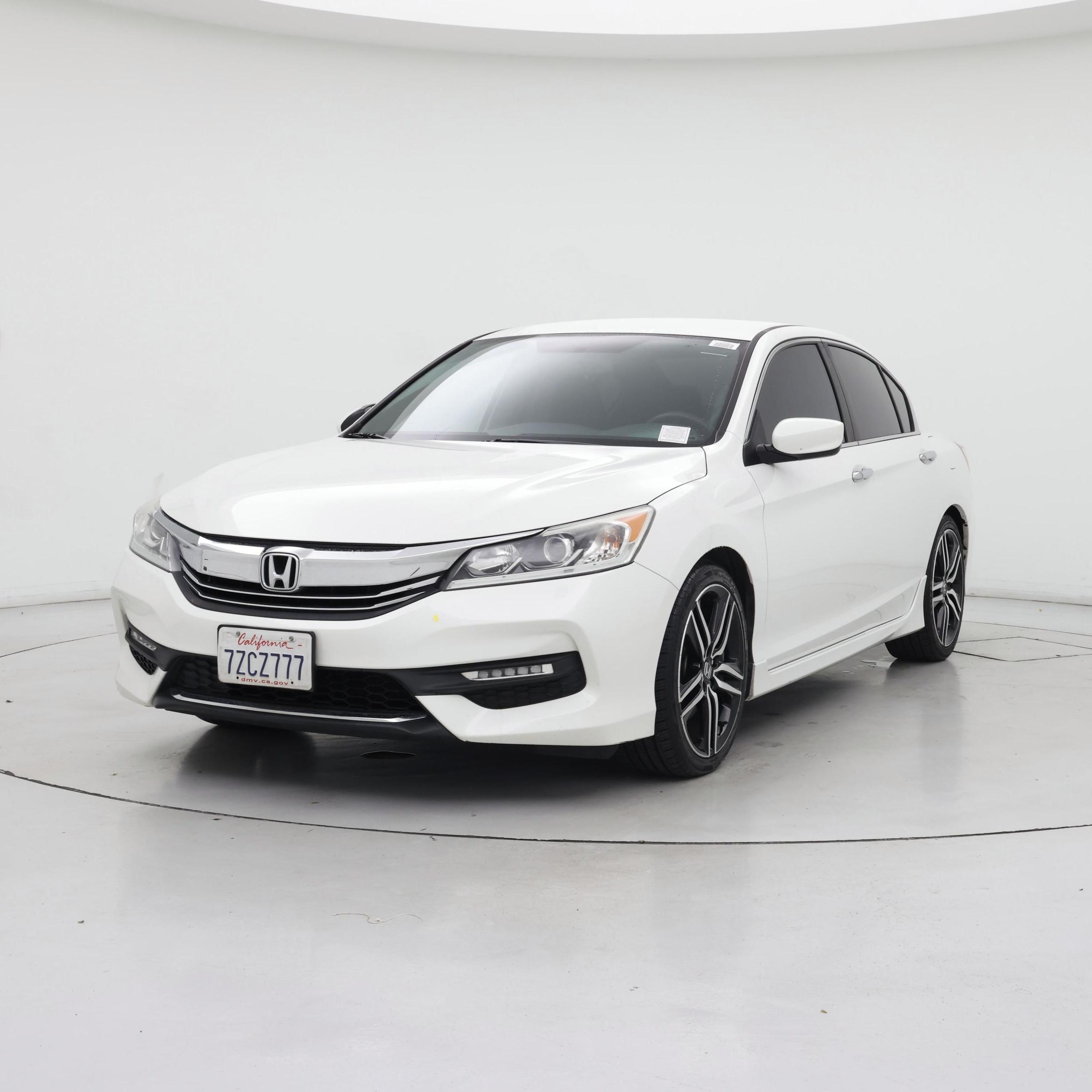 Thumbnail: 2017 Honda Accord - 4