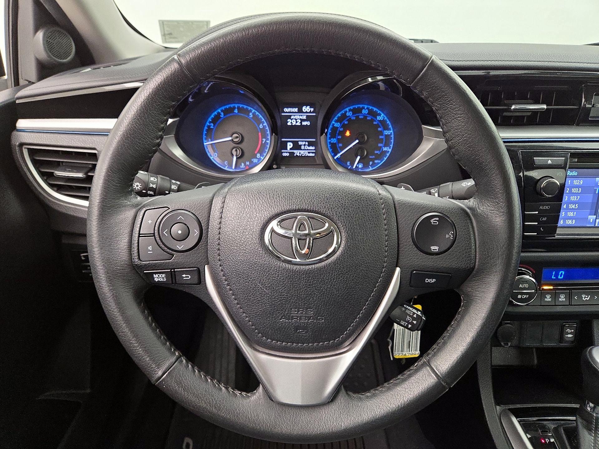 Thumbnail: 2016 Toyota Corolla - 10
