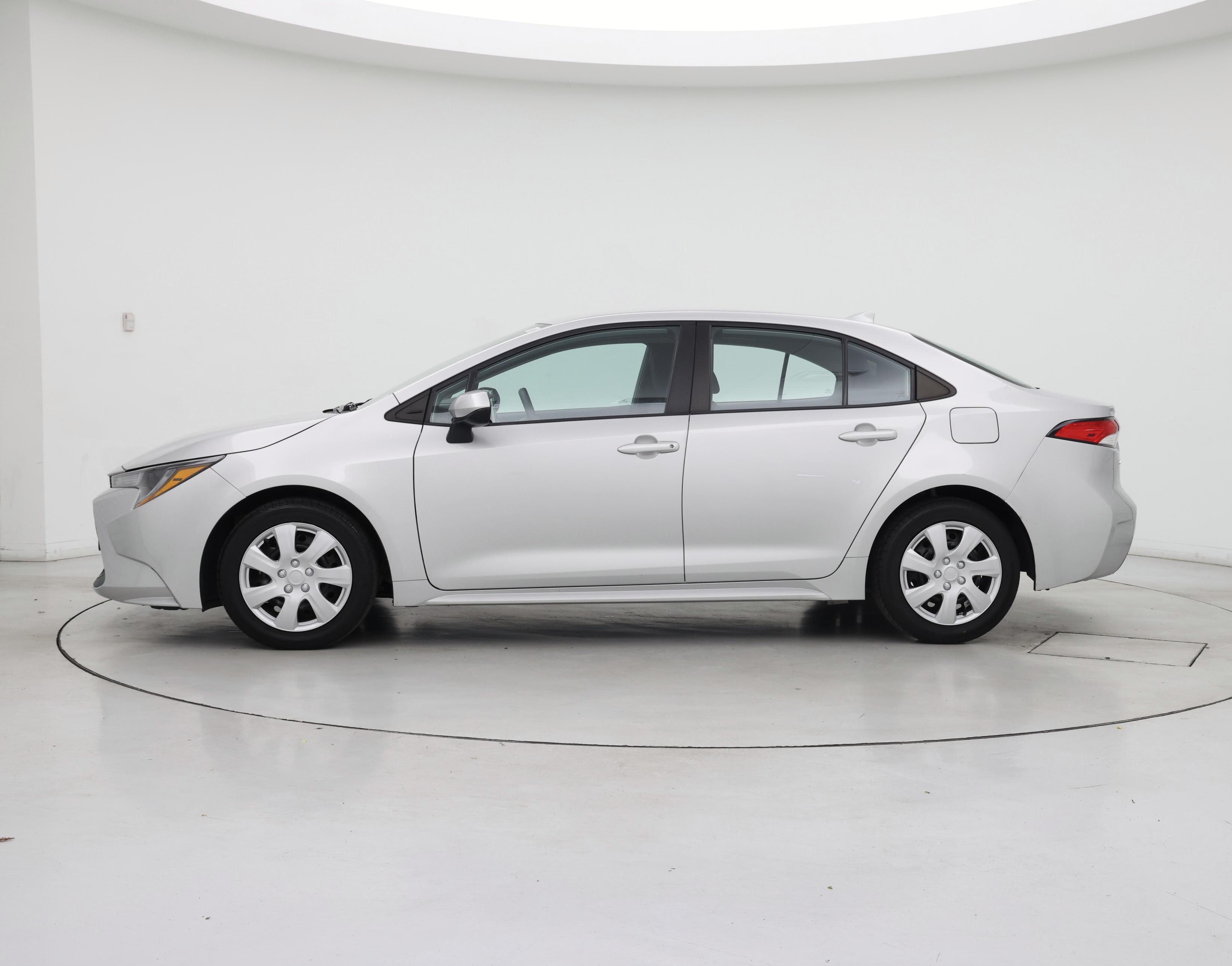 Thumbnail: 2020 Toyota Corolla - 3