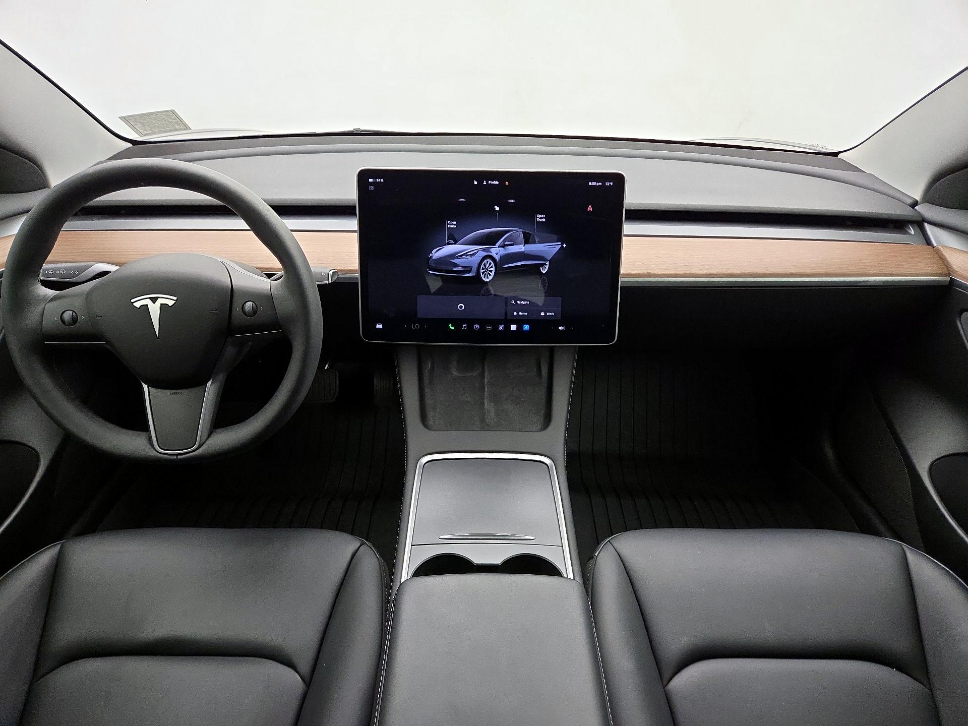 Thumbnail: 2023 Tesla Model 3 - 9