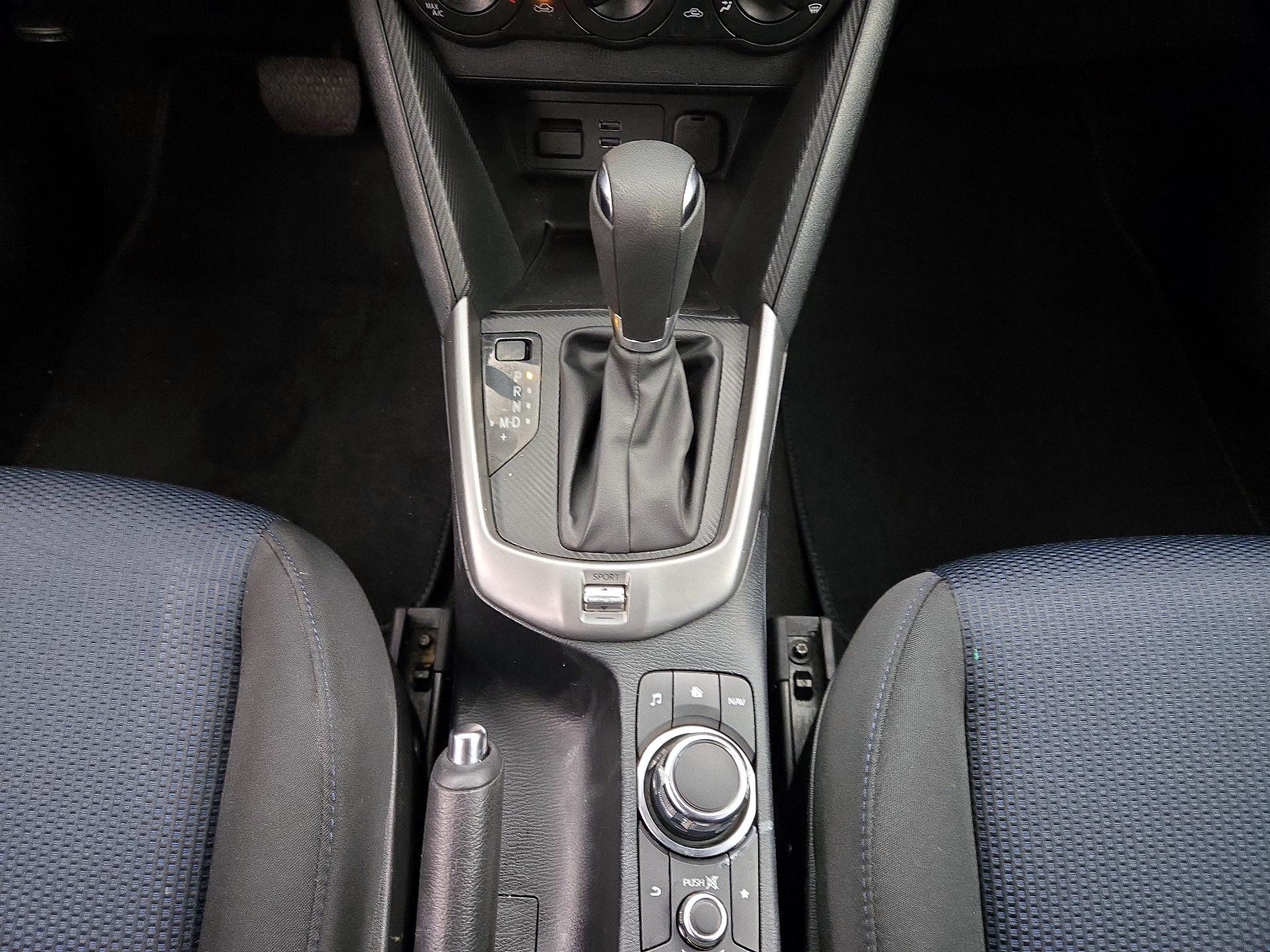 Thumbnail: 2019 Toyota Yaris - 17