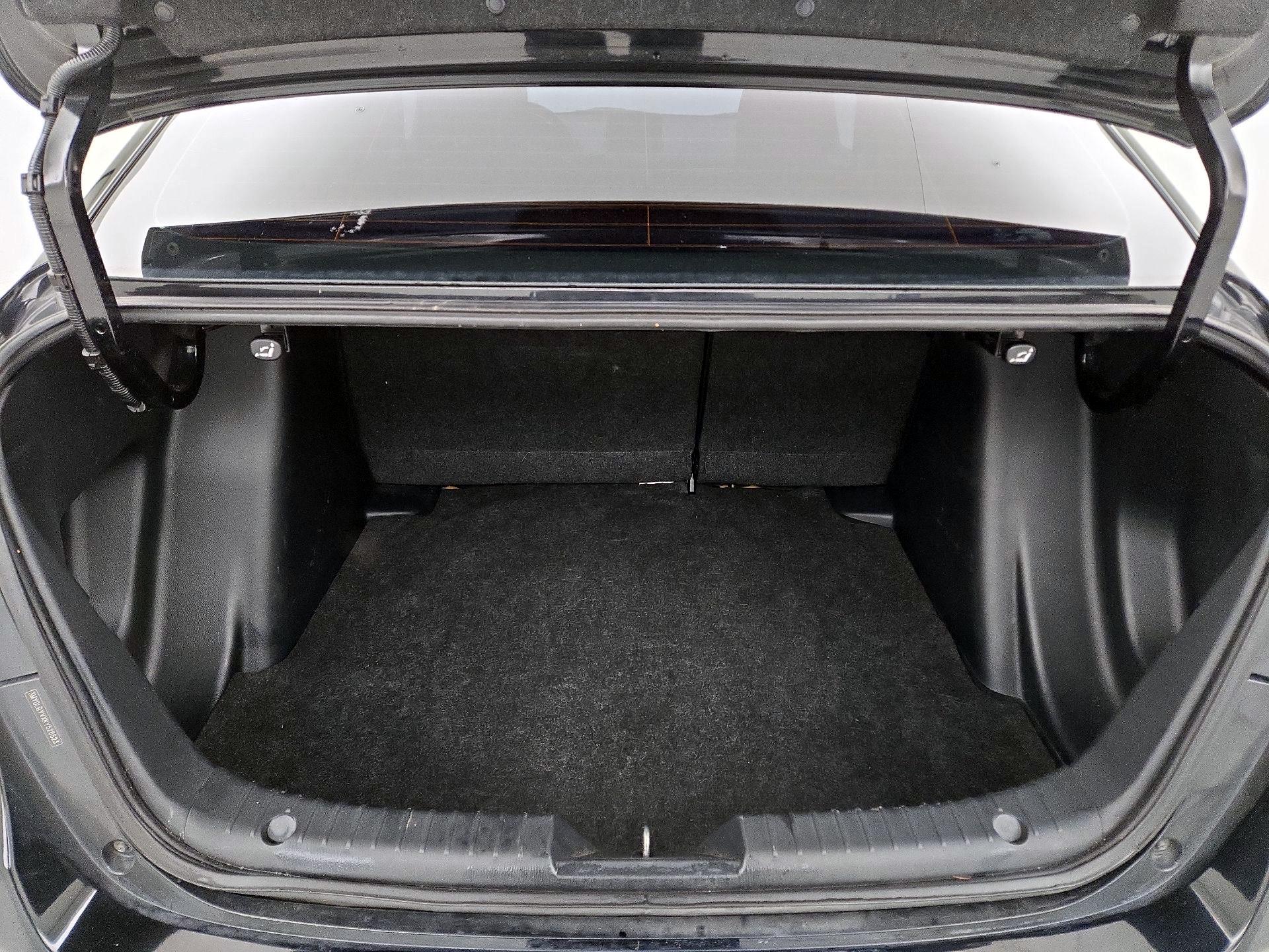 Thumbnail: 2019 Toyota Yaris - 19