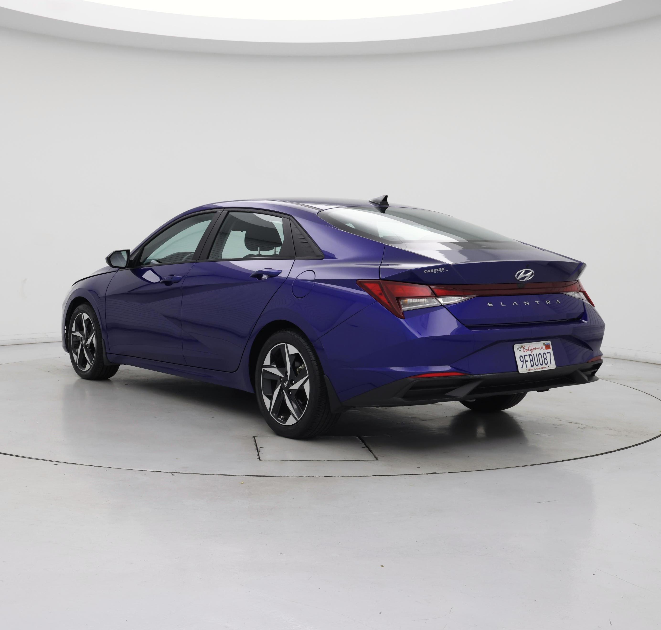 Thumbnail: 2023 Hyundai Elantra - 2
