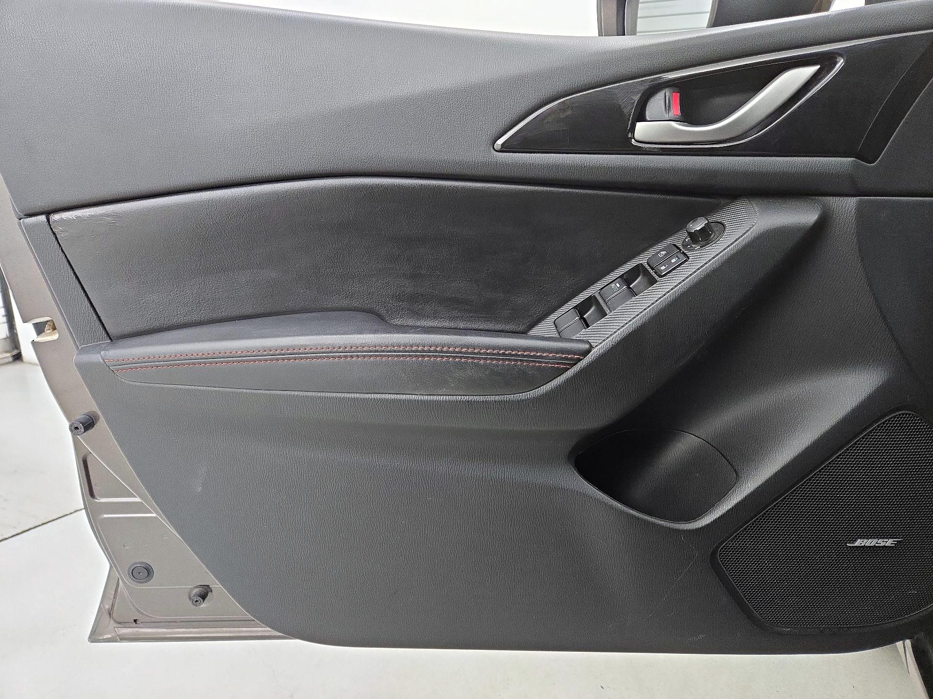 Thumbnail: 2015 Mazda Mazda3 - 12