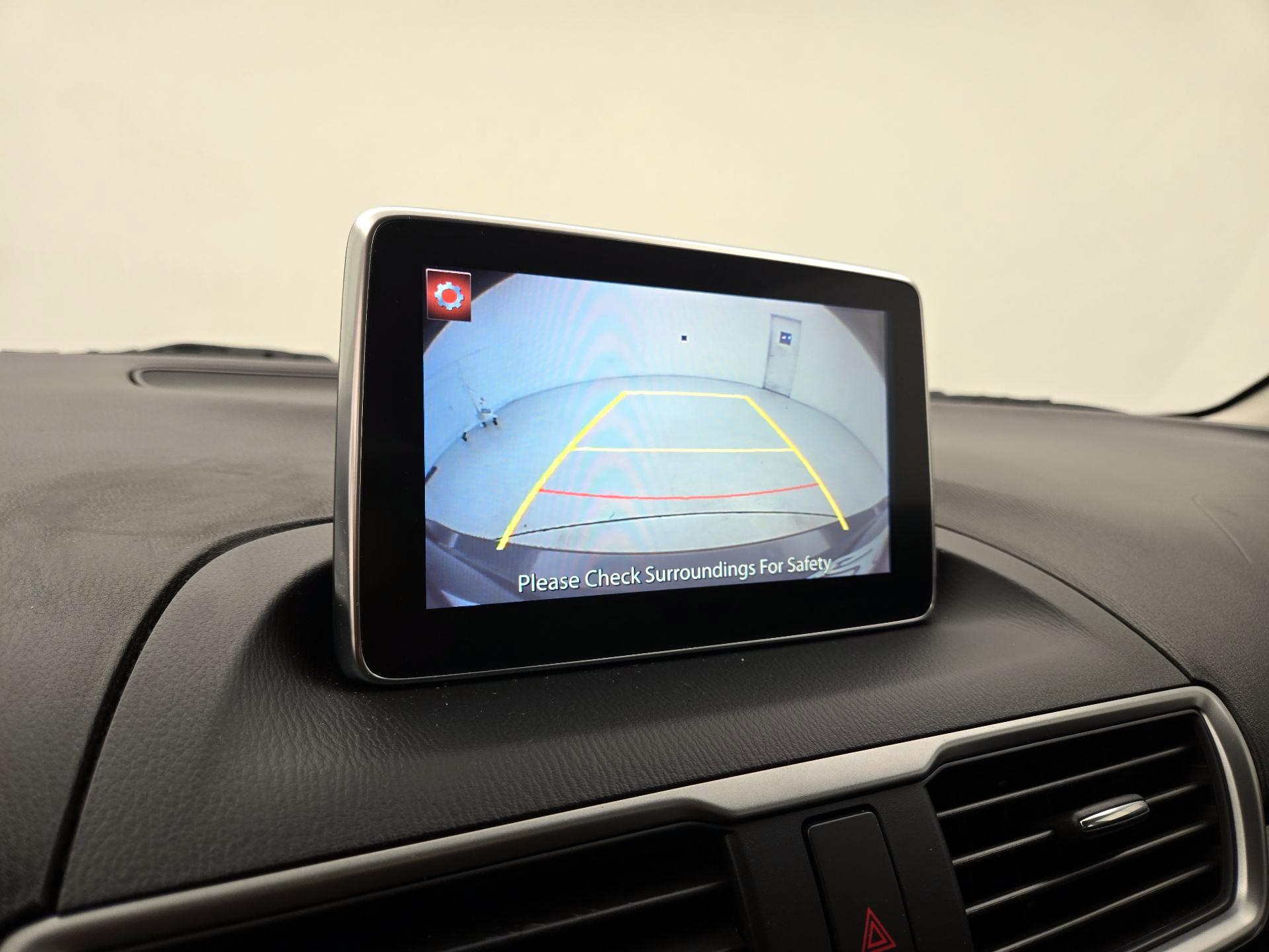Thumbnail: 2015 Mazda Mazda3 - 14