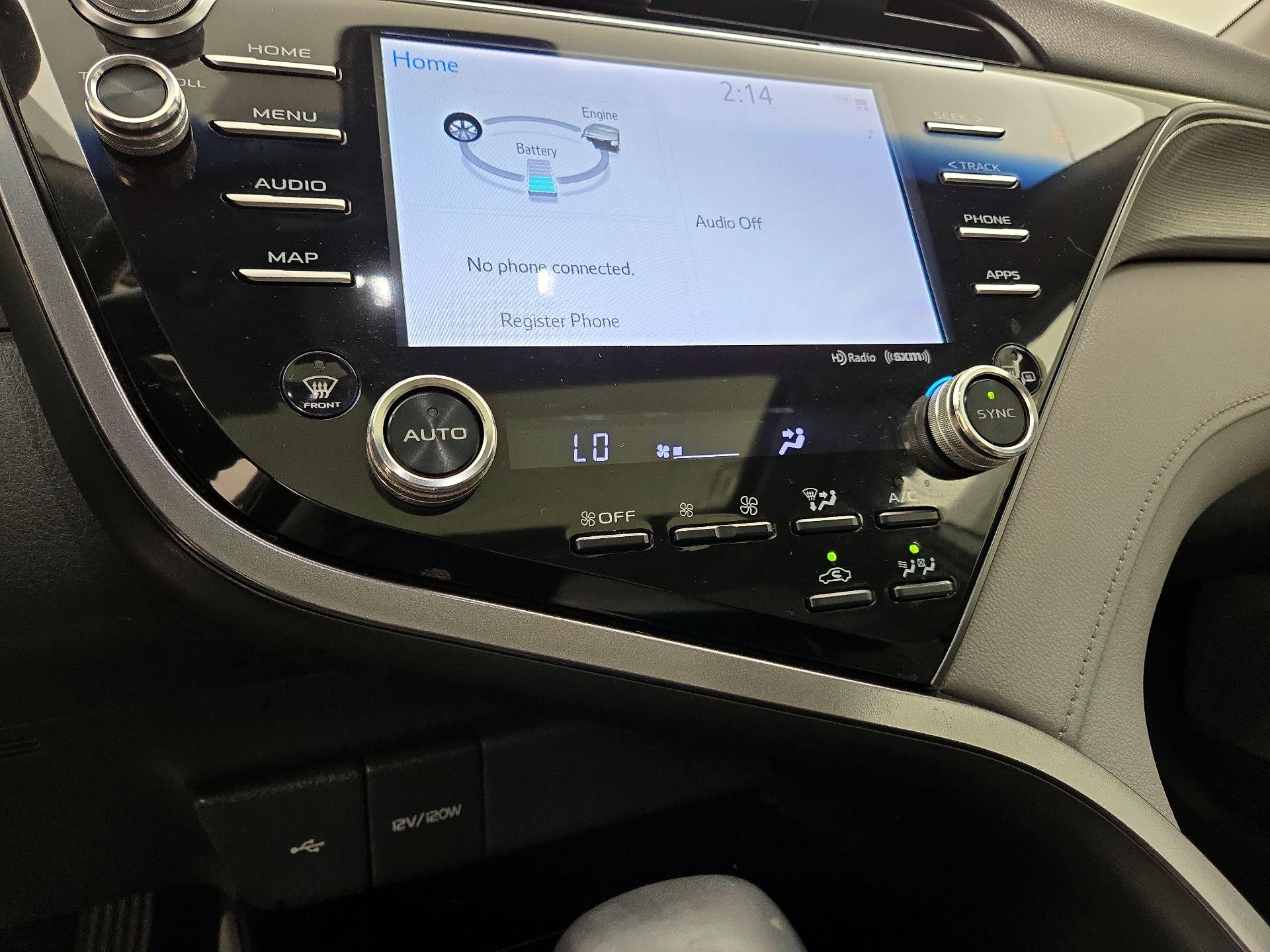 Thumbnail: 2020 Toyota Camry - 16