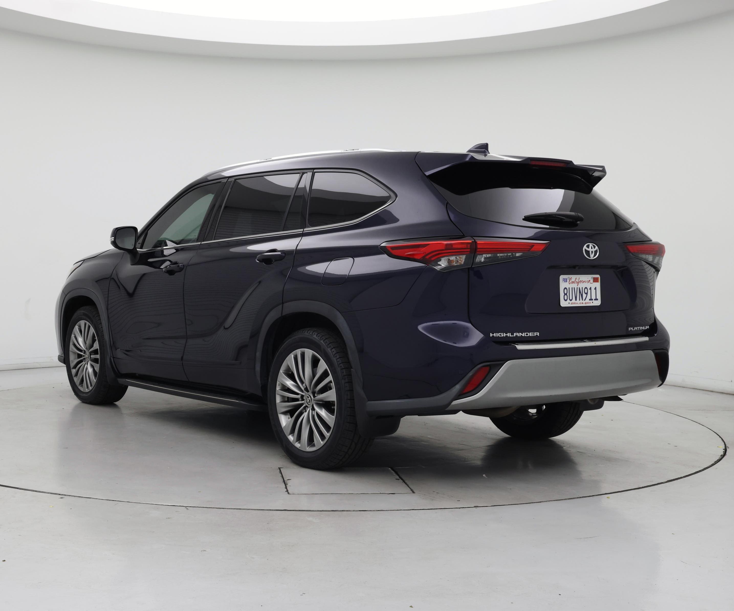 Thumbnail: 2020 Toyota Highlander - 2
