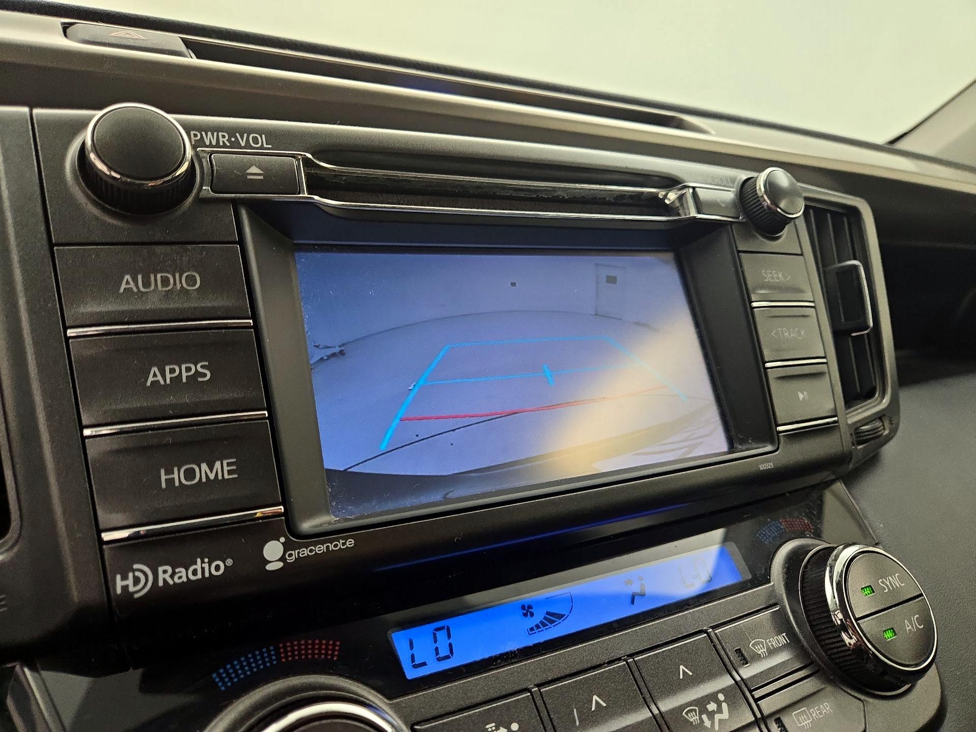Thumbnail: 2015 Toyota RAV4 - 14