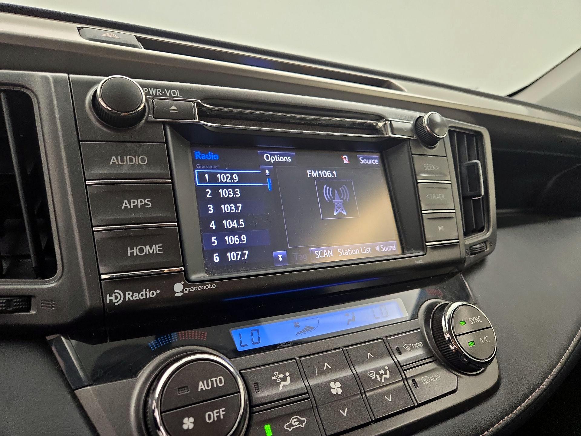 Thumbnail: 2015 Toyota RAV4 - 15
