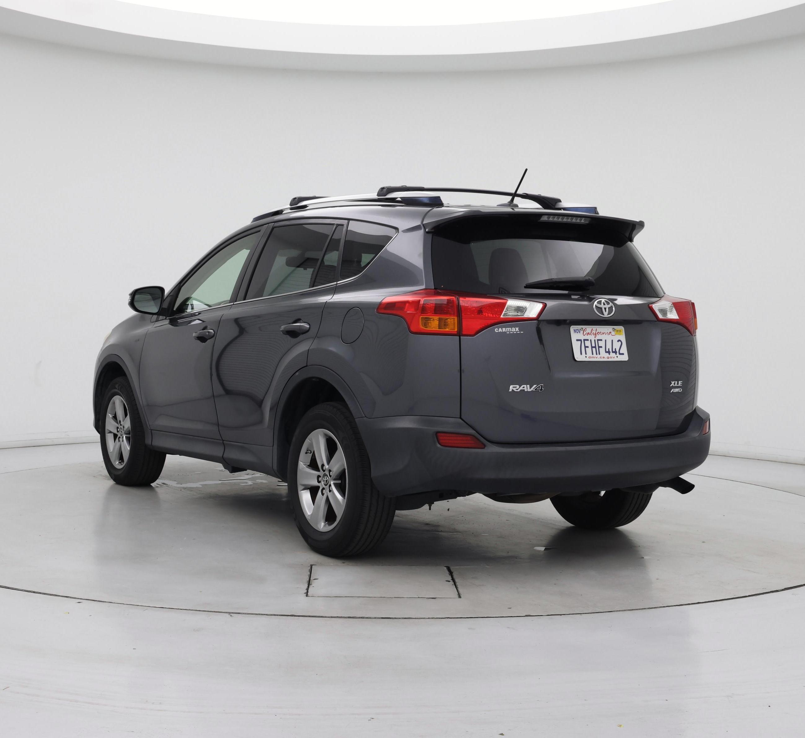 Thumbnail: 2015 Toyota RAV4 - 2