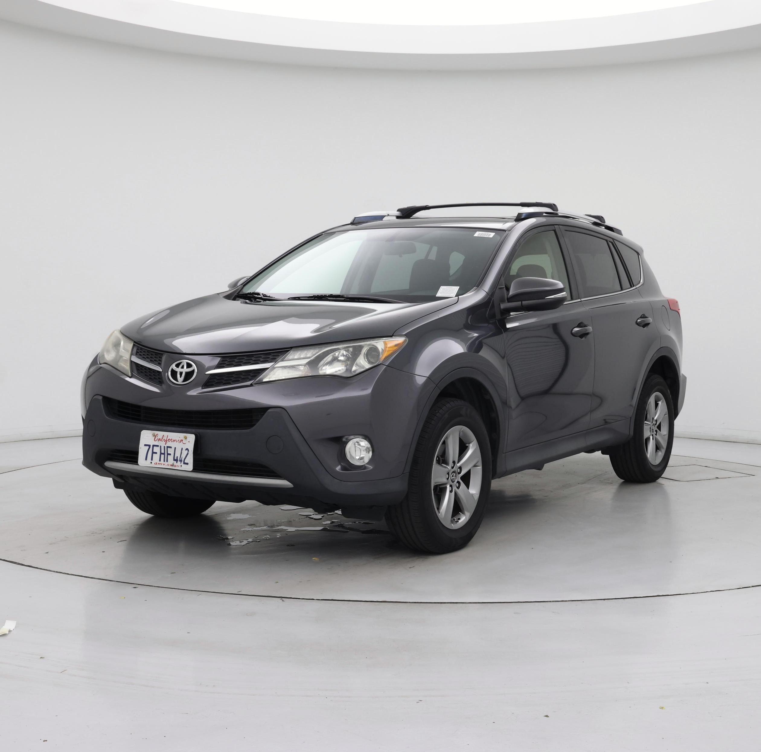 Thumbnail: 2015 Toyota RAV4 - 4