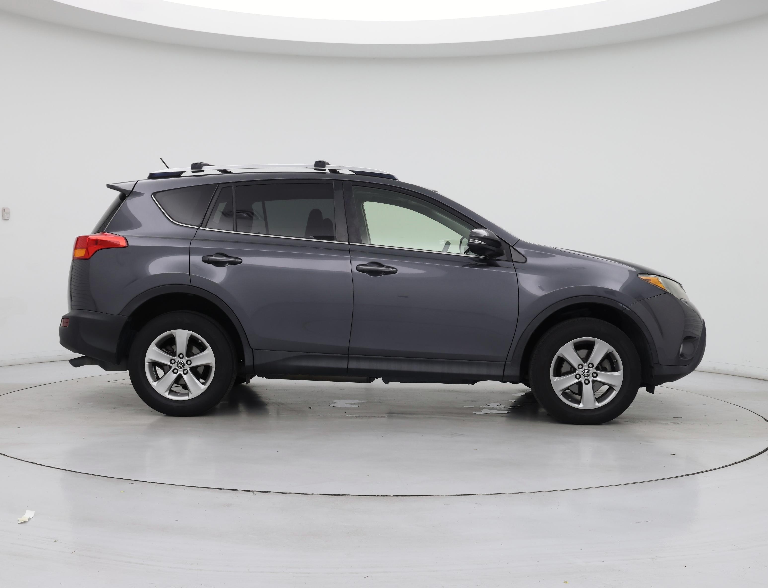 Thumbnail: 2015 Toyota RAV4 - 7
