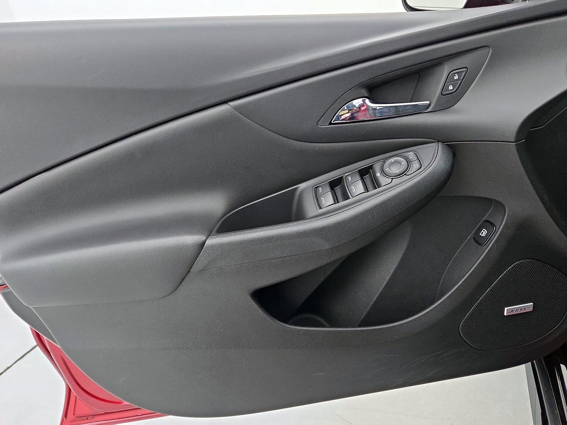 Thumbnail: 2019 Chevrolet Volt - 12