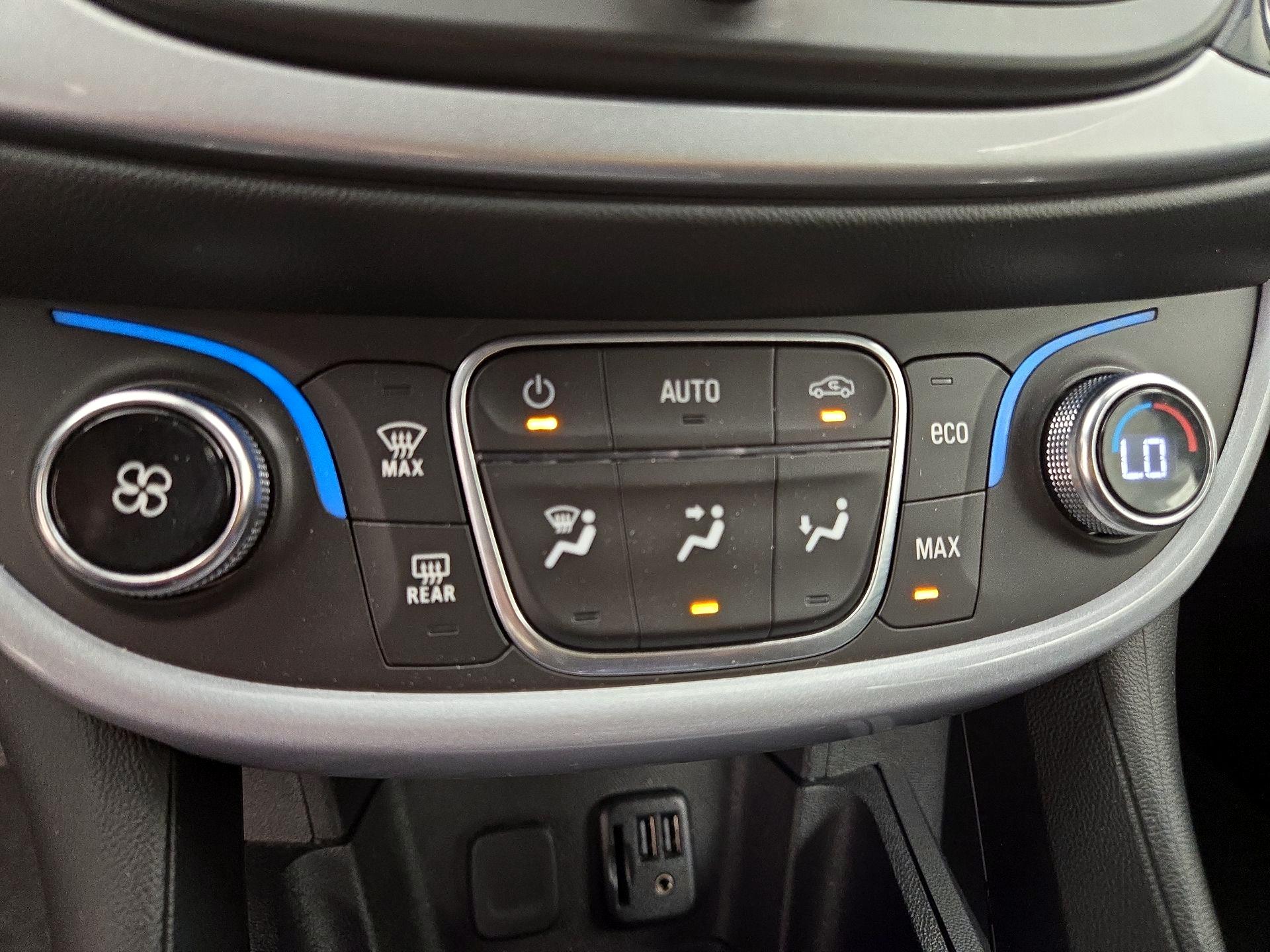 Thumbnail: 2019 Chevrolet Volt - 16