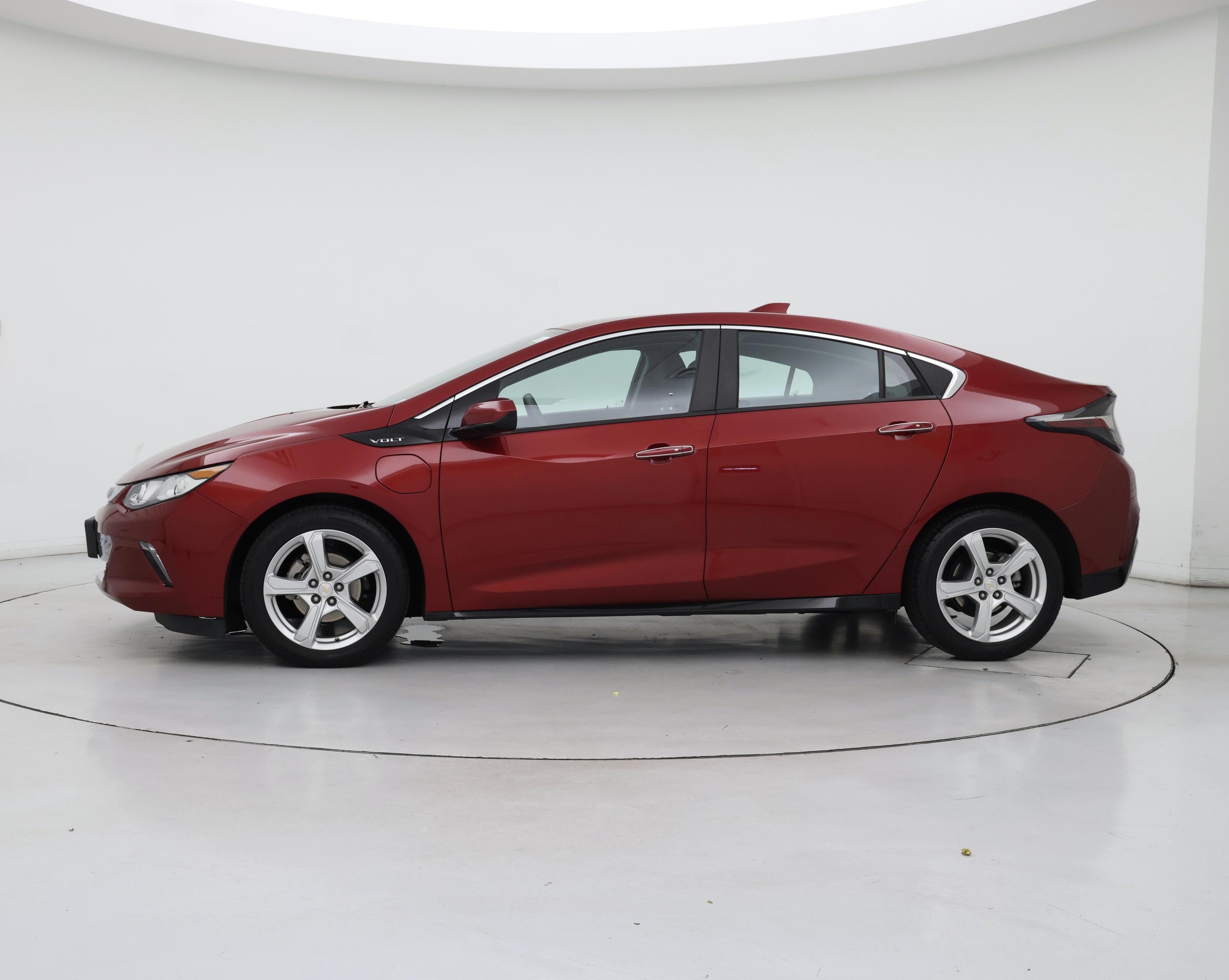 Thumbnail: 2019 Chevrolet Volt - 3