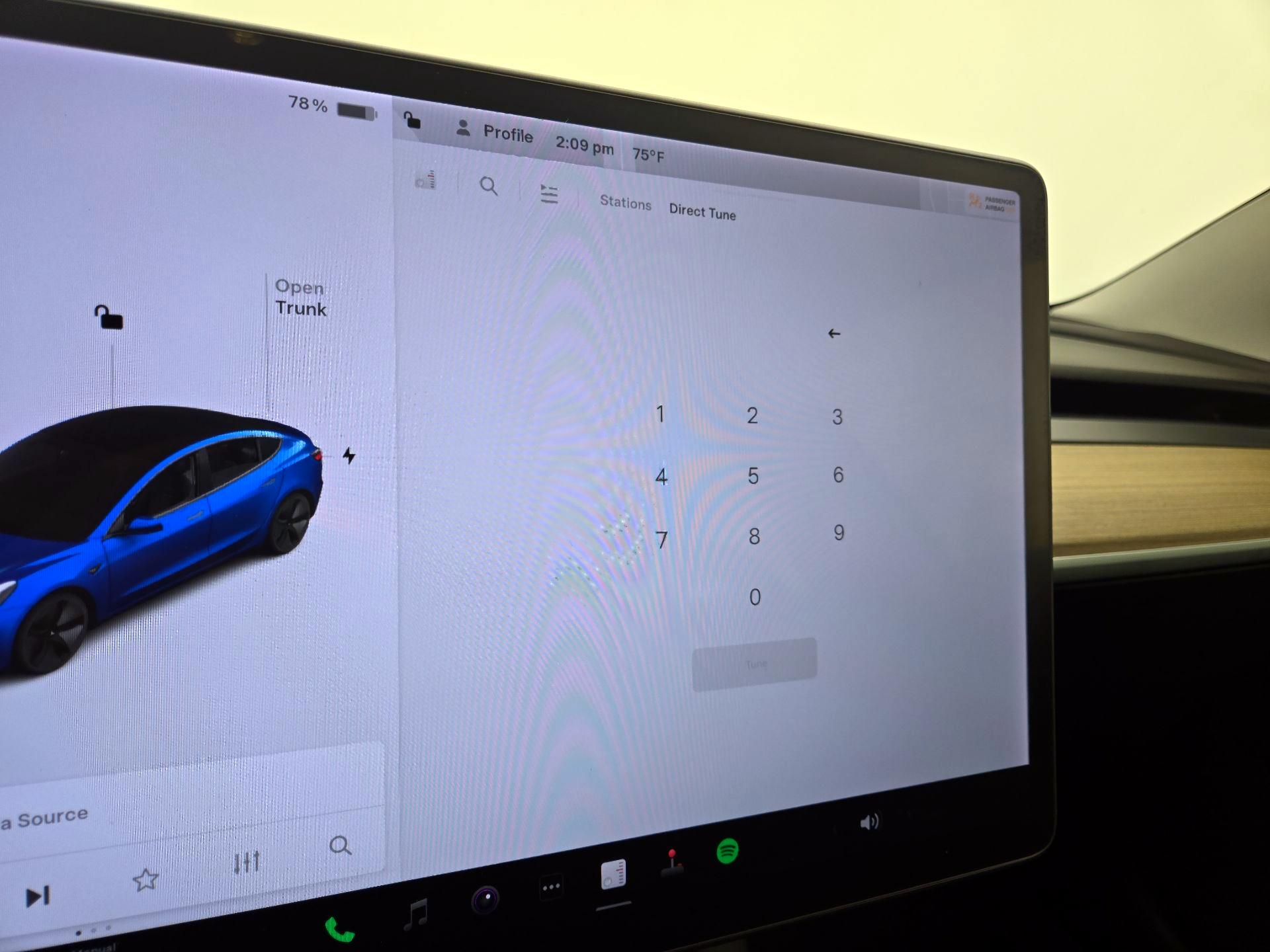 Thumbnail: 2021 Tesla Model 3 - 15