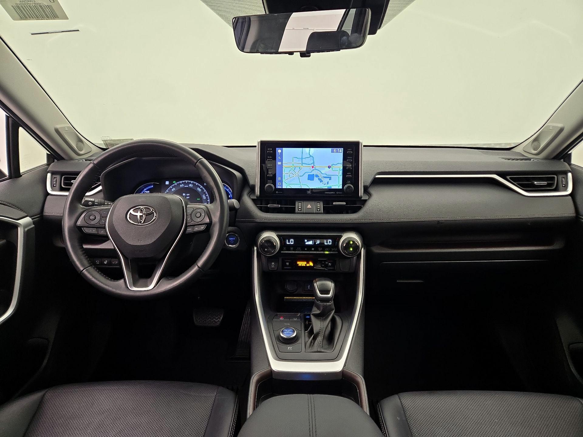 Thumbnail: 2021 Toyota RAV4 - 9