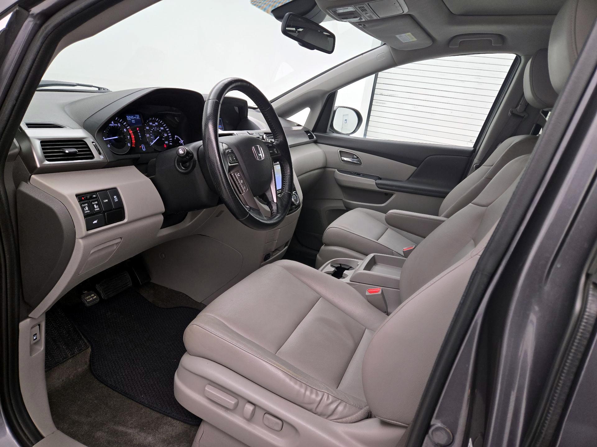 Thumbnail: 2016 Honda Odyssey - 11