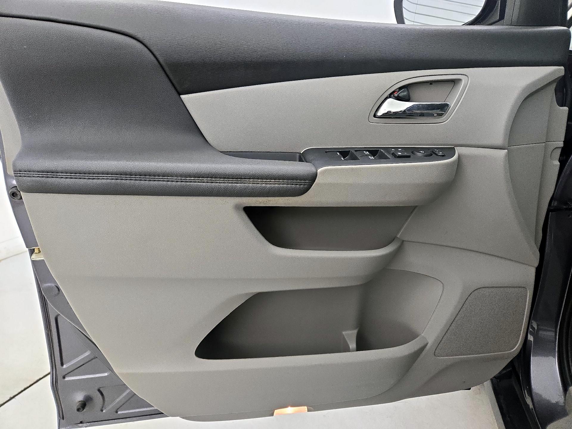 Thumbnail: 2016 Honda Odyssey - 12