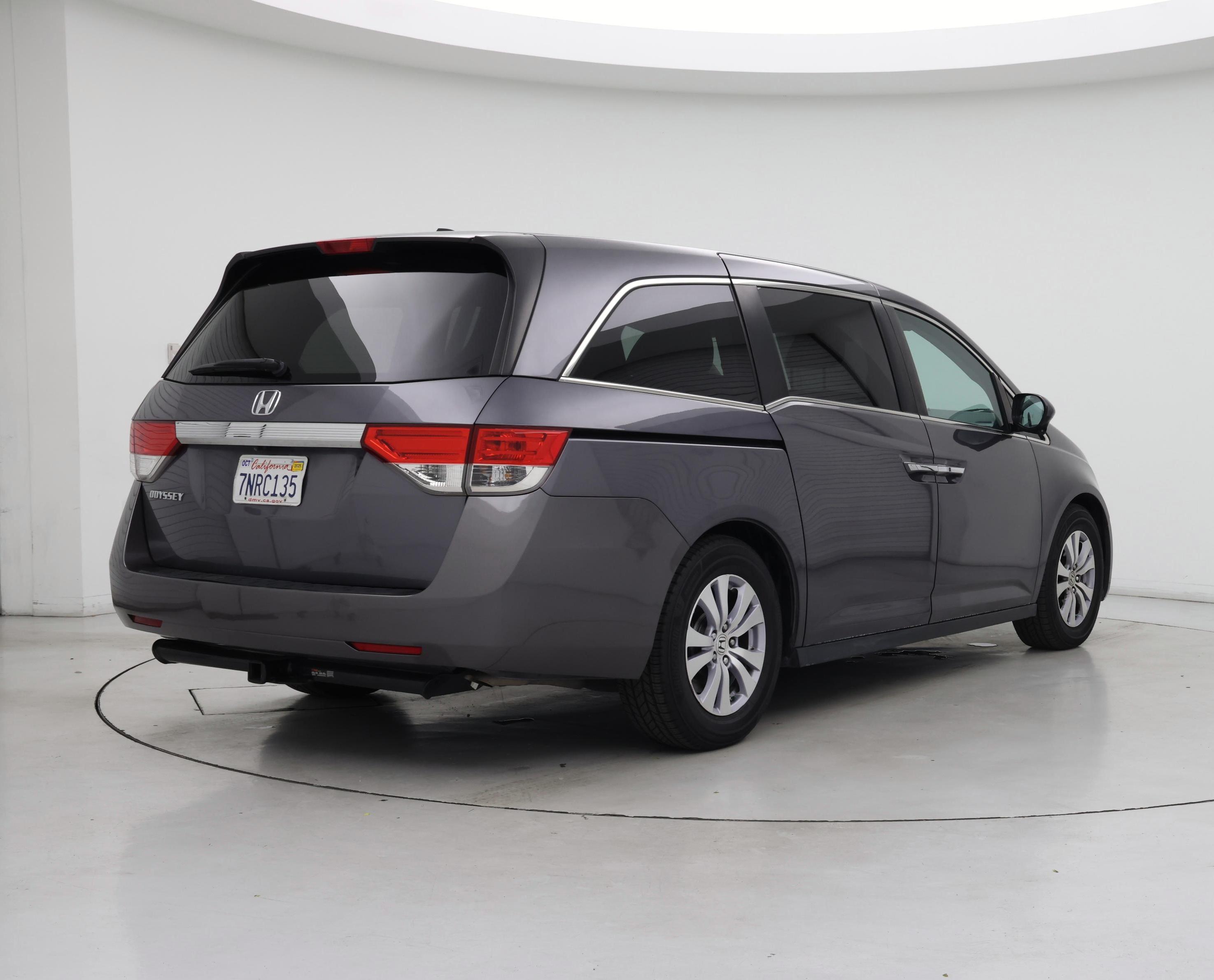 Thumbnail: 2016 Honda Odyssey - 8
