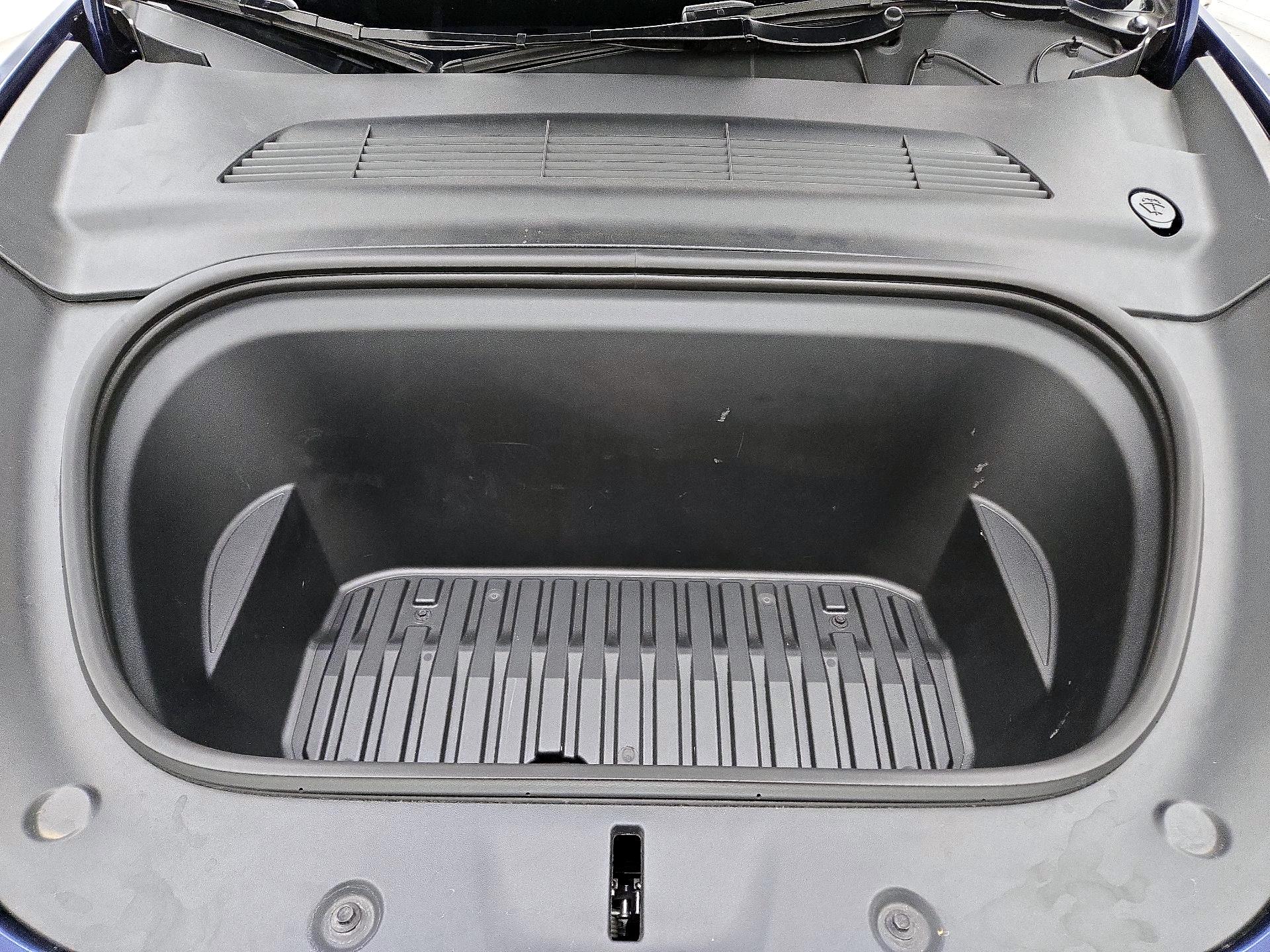 Thumbnail: 2025 Tesla Model Y - 20