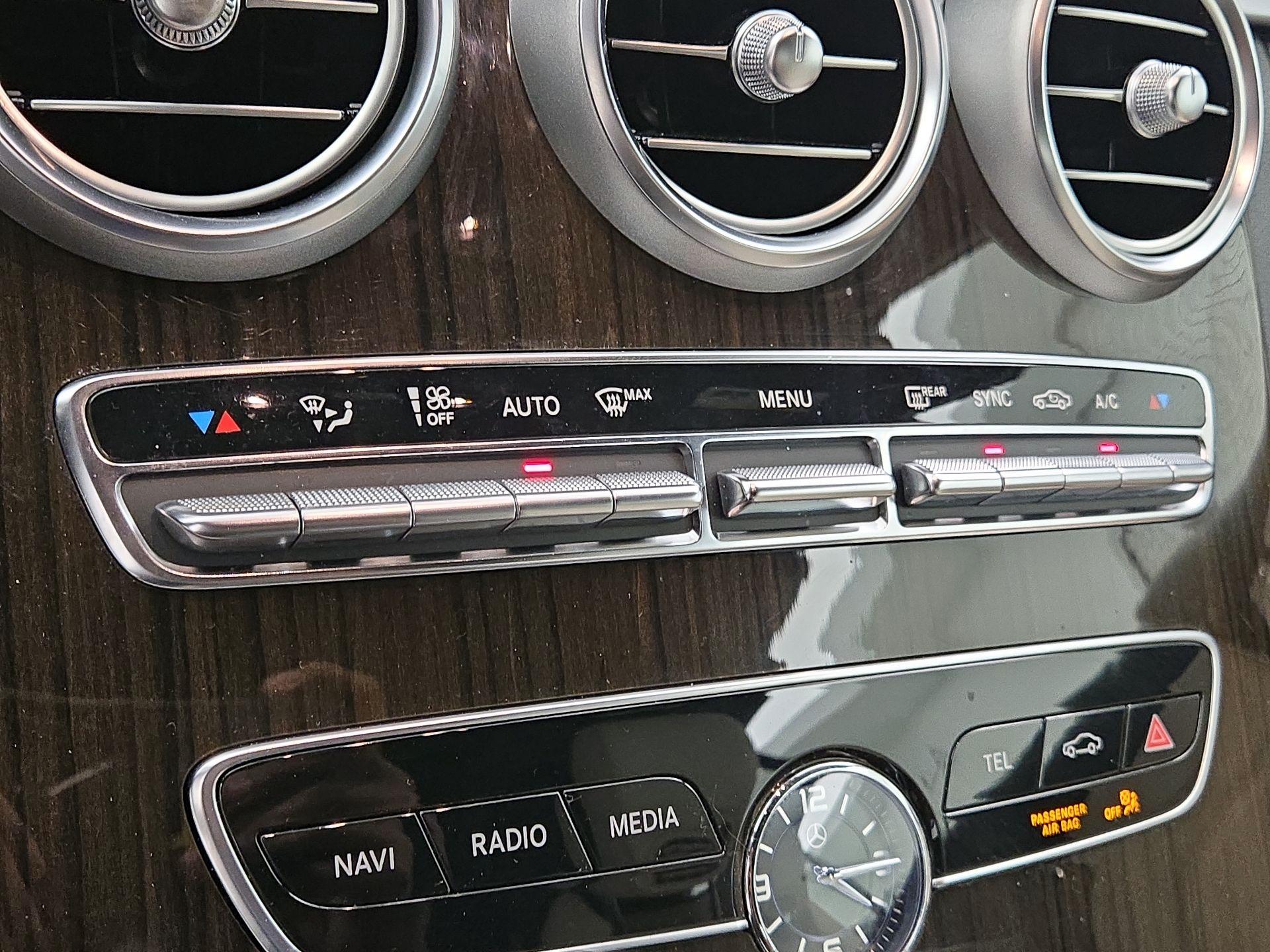 Thumbnail: 2022 Mercedes-Benz C-Class - 16