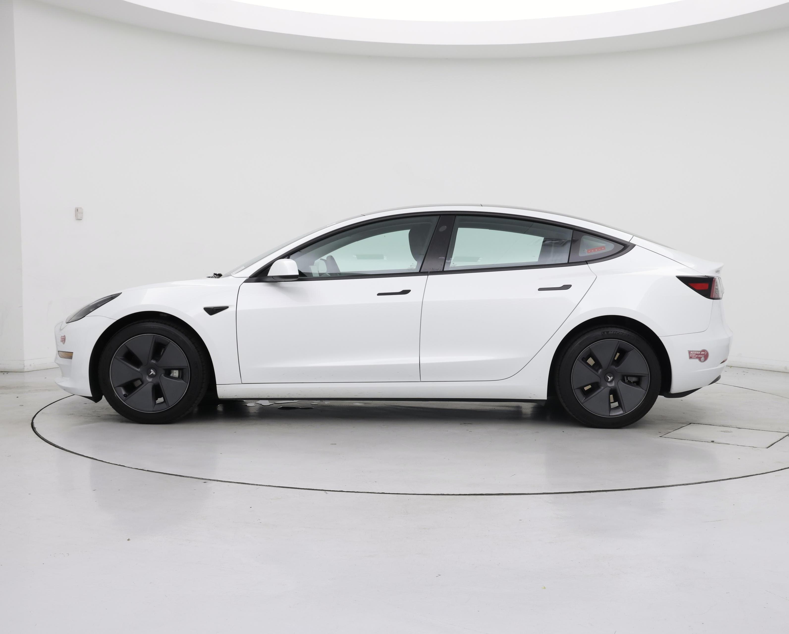 Thumbnail: 2023 Tesla Model 3 - 3