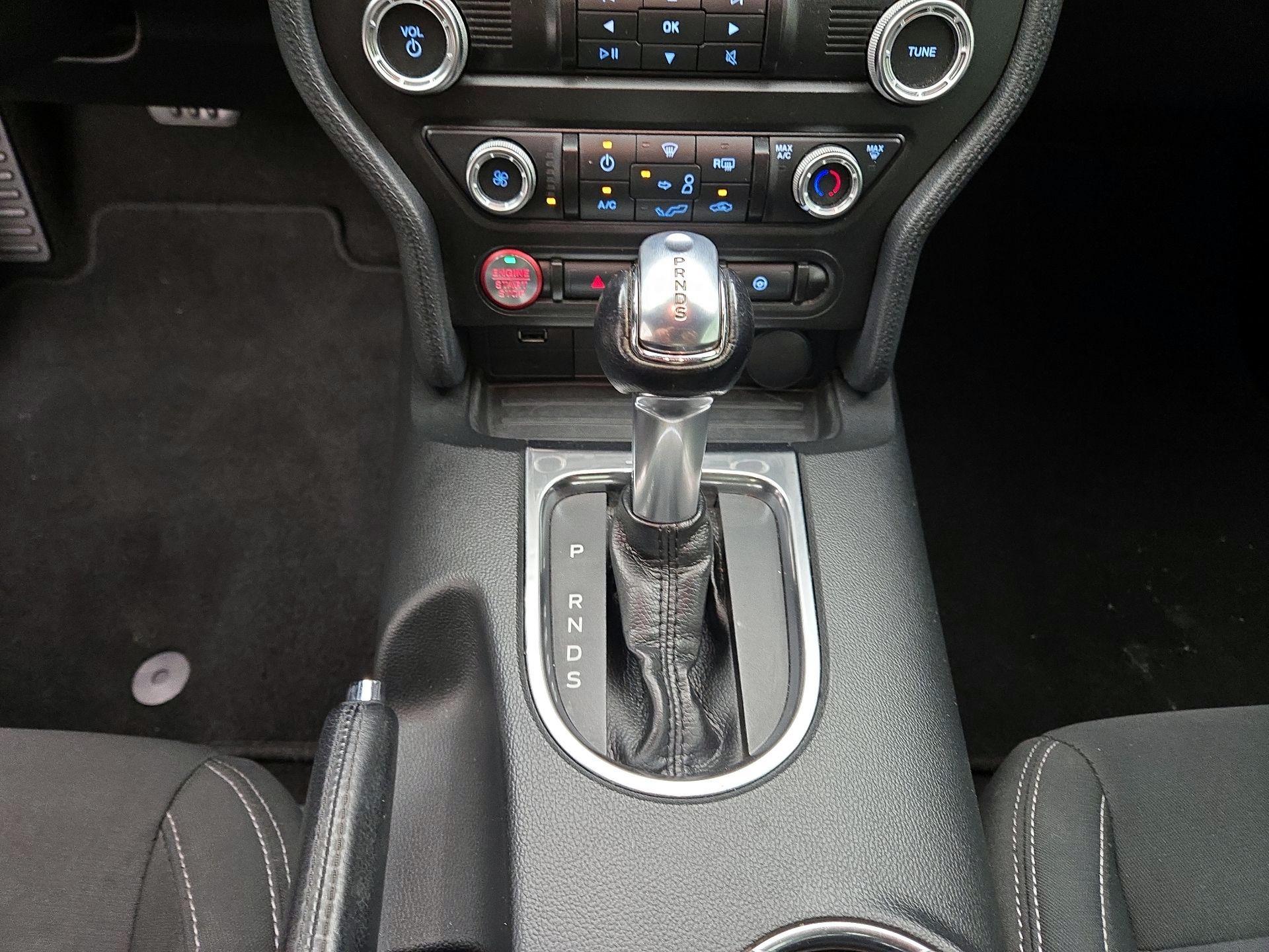 Thumbnail: 2019 Ford Mustang - 17