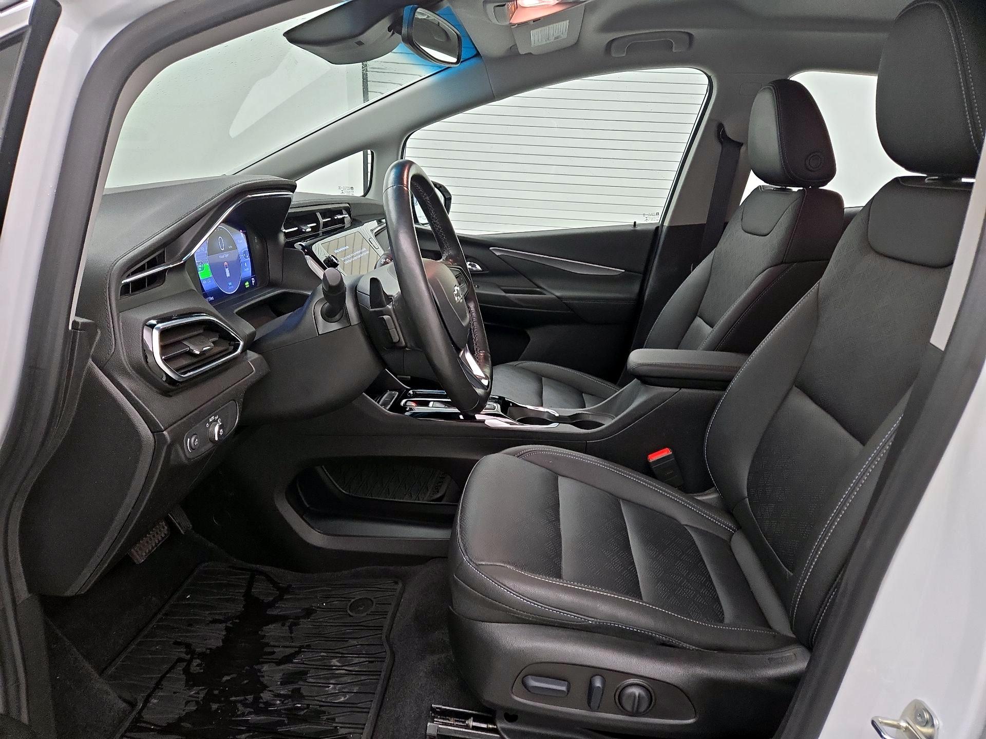 Thumbnail: 2023 Chevrolet Bolt EV - 11