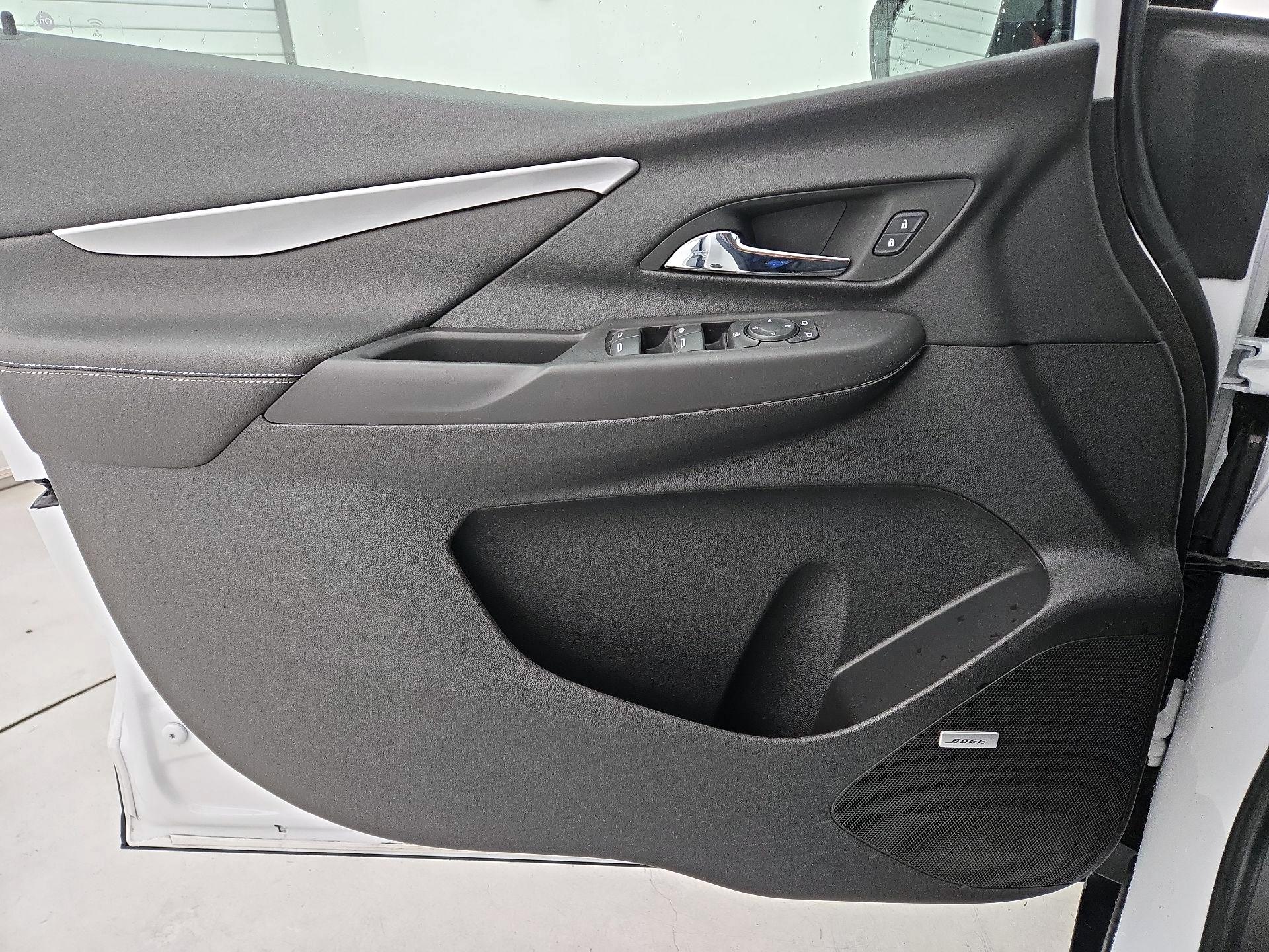 Thumbnail: 2023 Chevrolet Bolt EV - 12