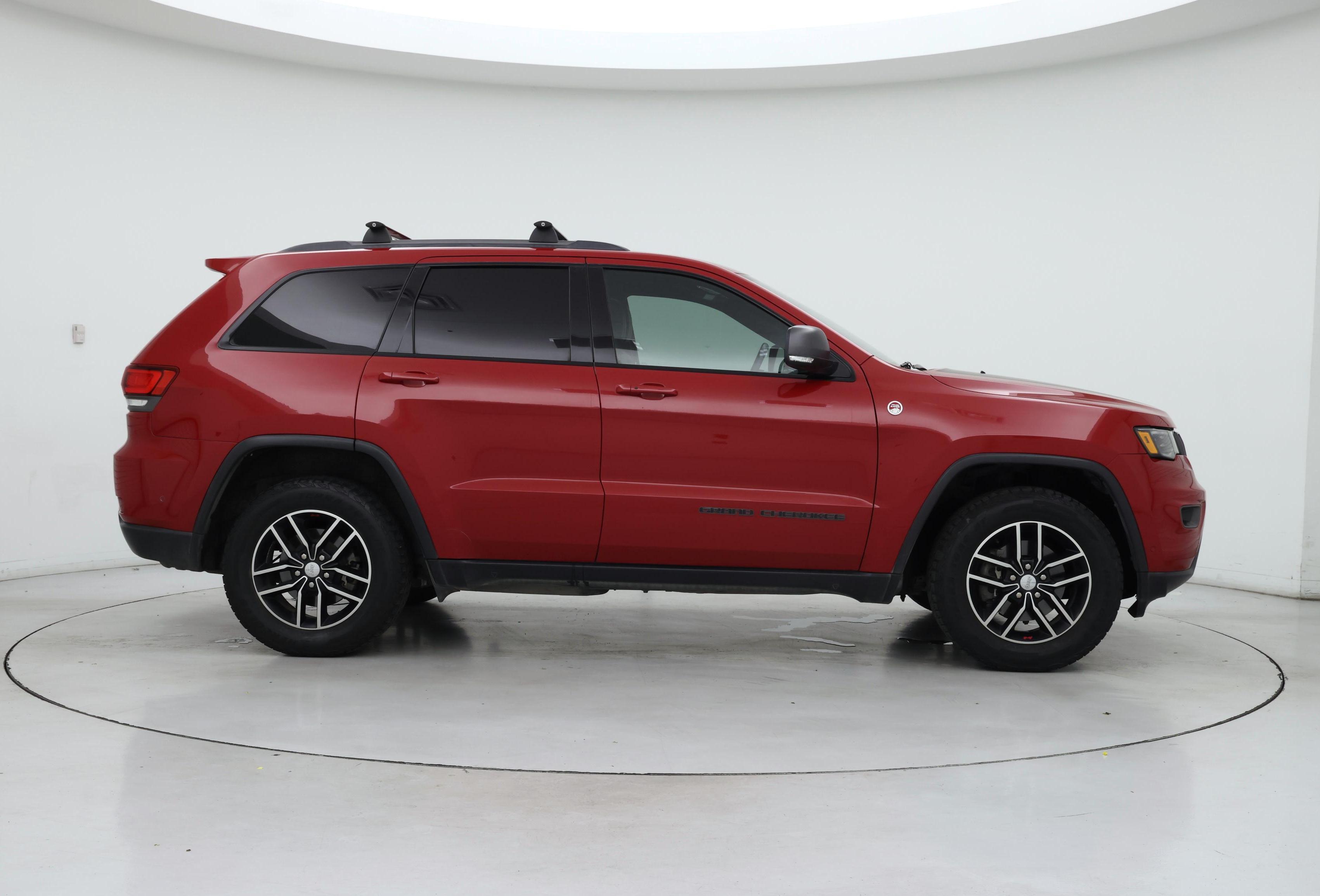 Thumbnail: 2018 Jeep Grand Cherokee - 7