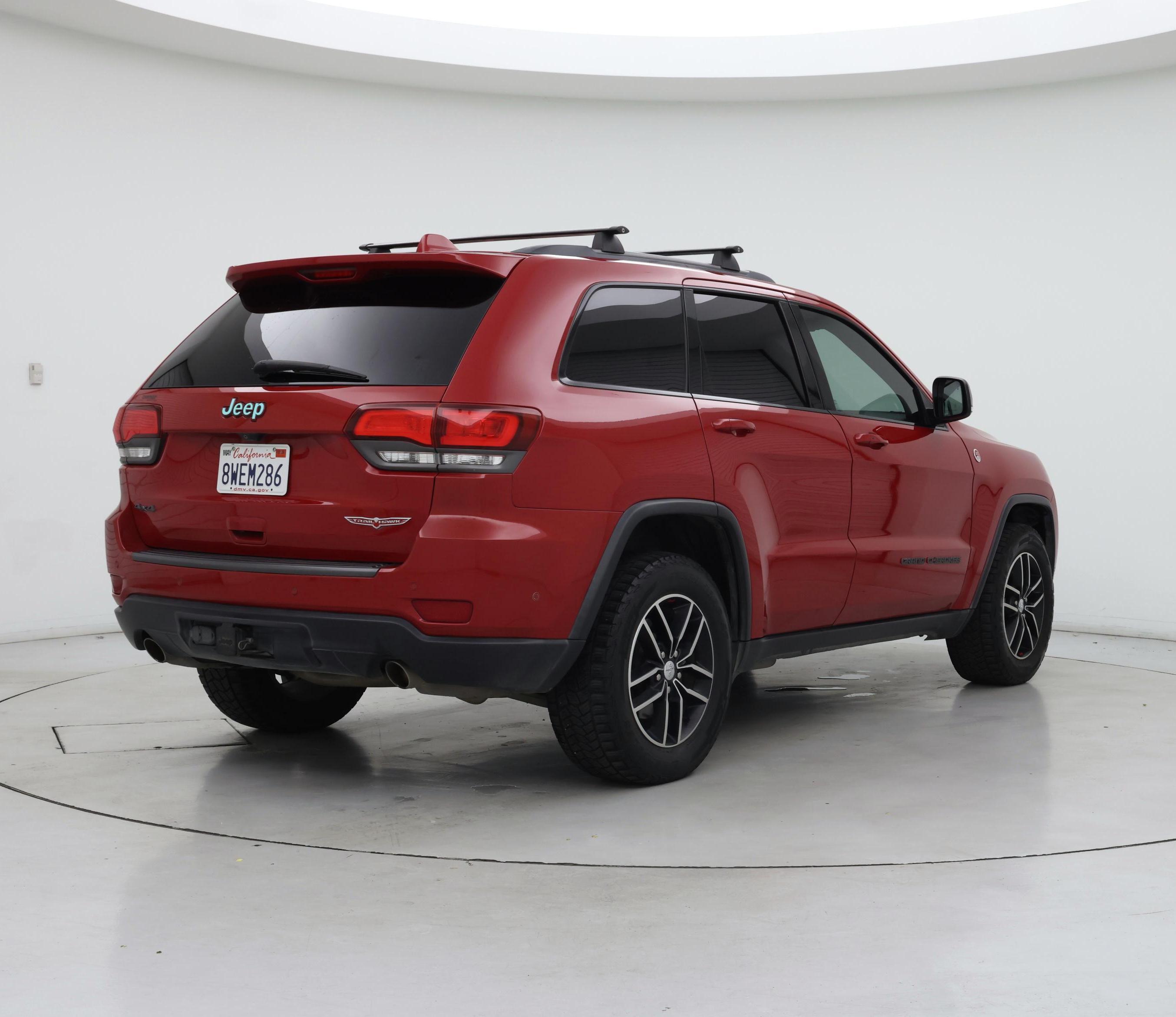 Thumbnail: 2018 Jeep Grand Cherokee - 8