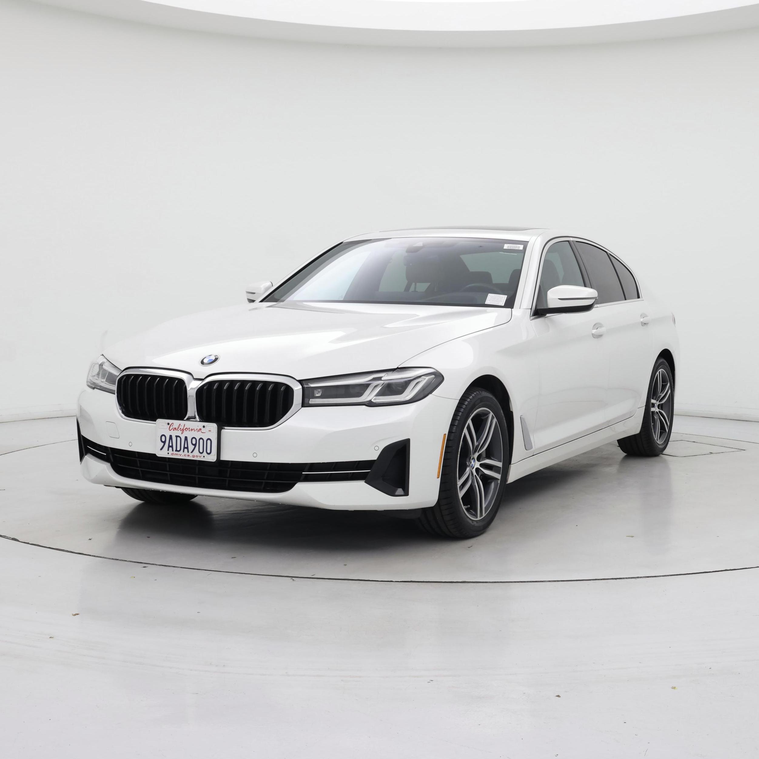 Thumbnail: 2022 BMW 5 Series - 4