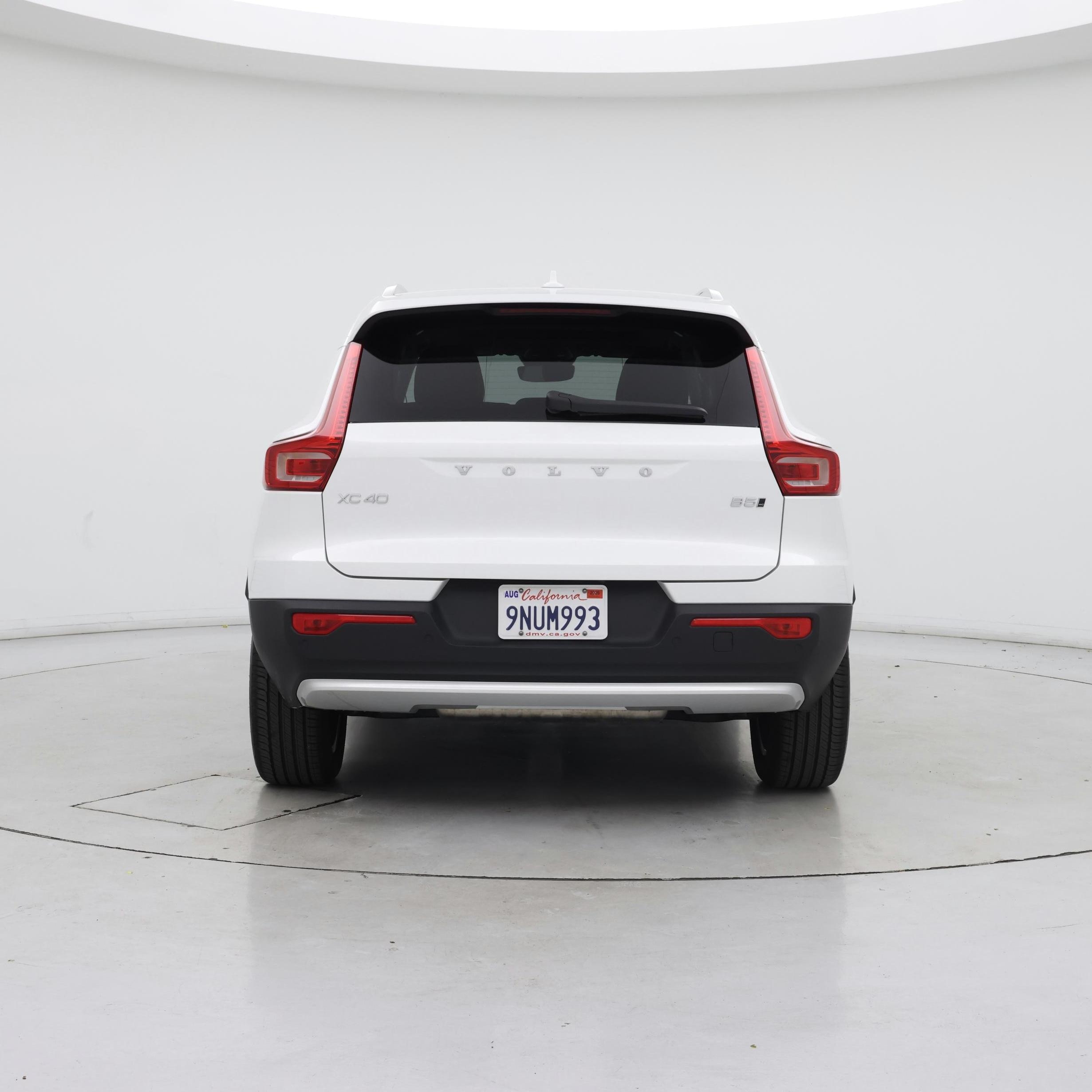 Thumbnail: 2025 Volvo XC40 - 6