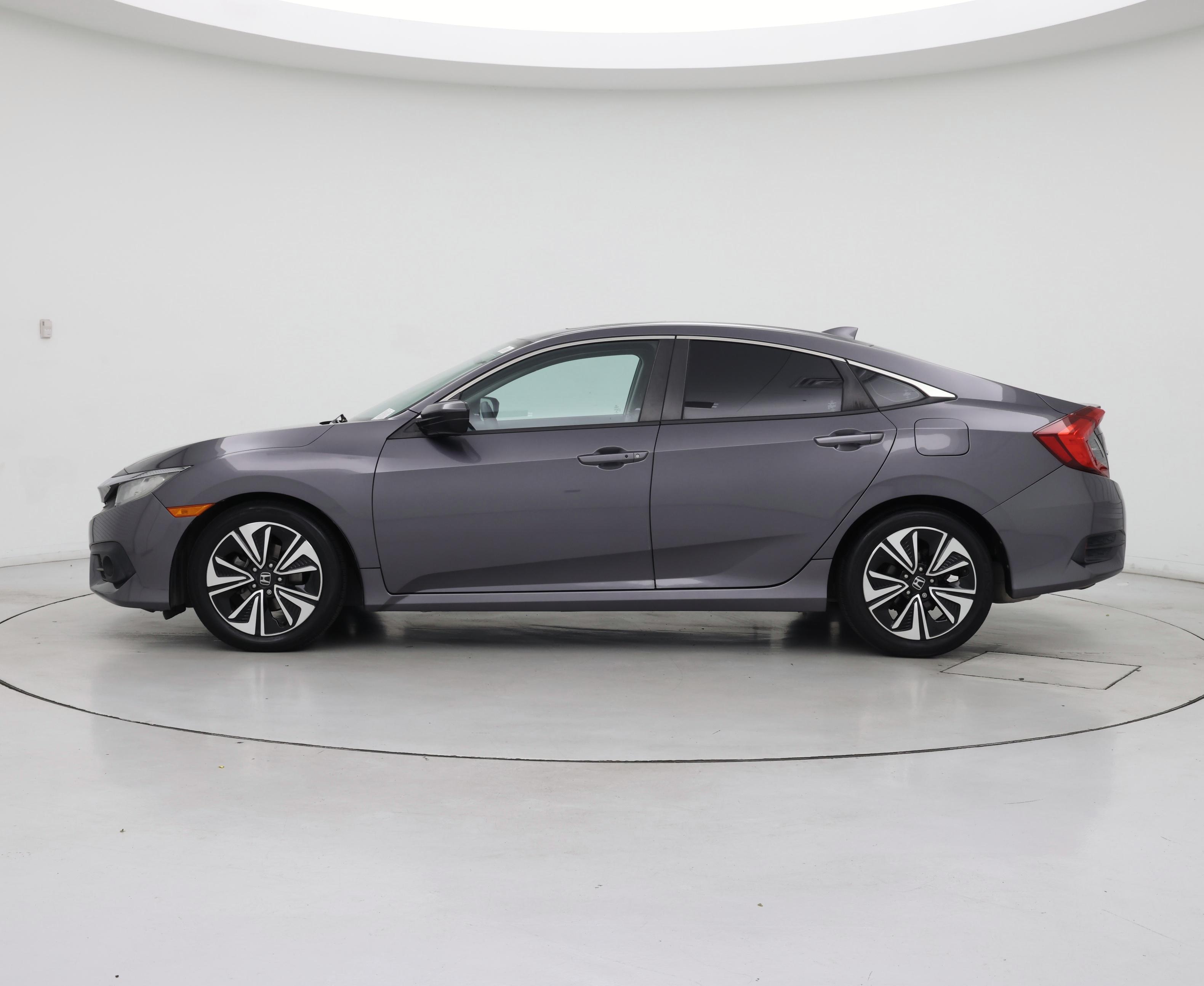 Thumbnail: 2016 Honda Civic - 3