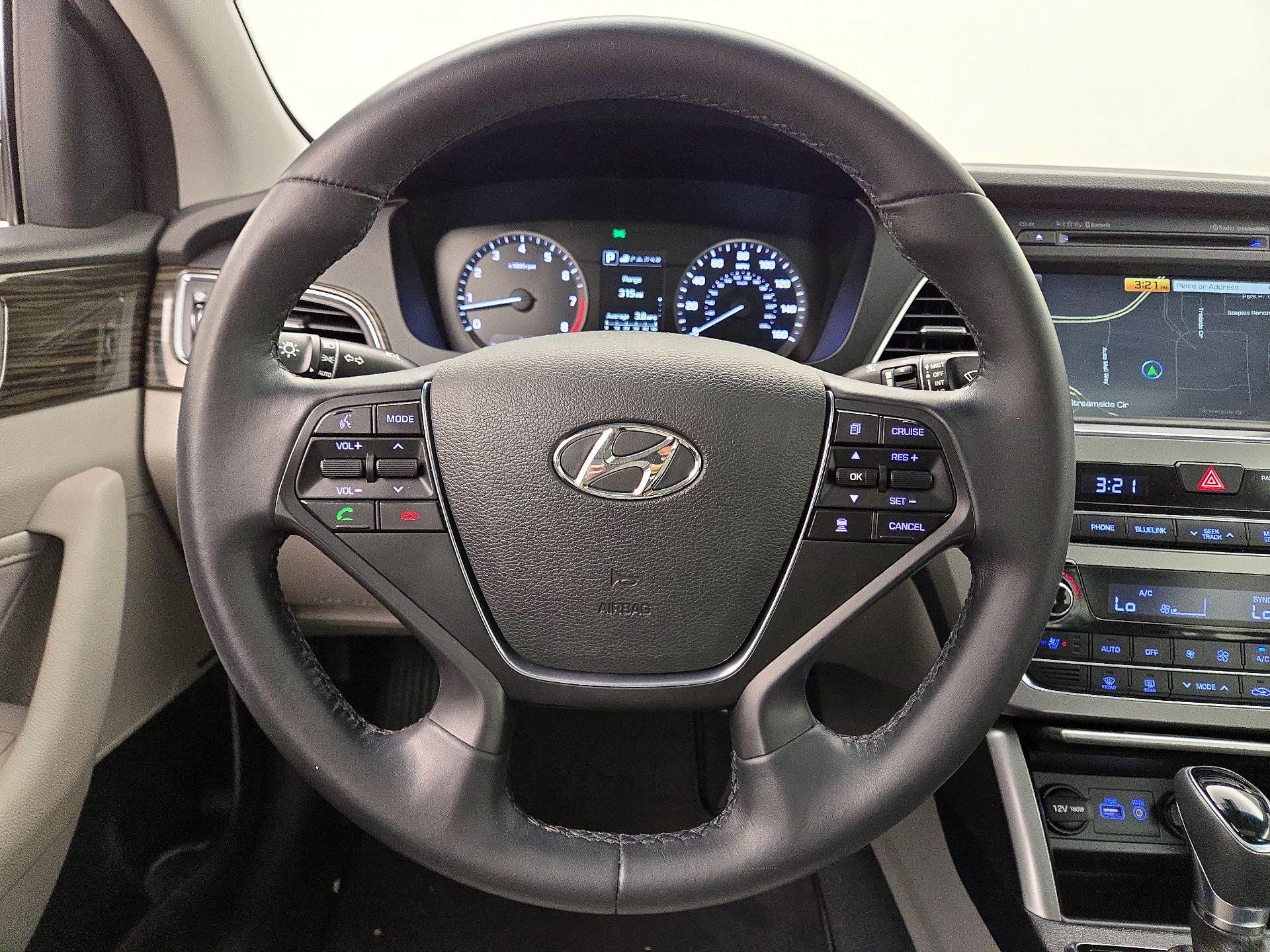 Thumbnail: 2017 Hyundai Sonata - 10
