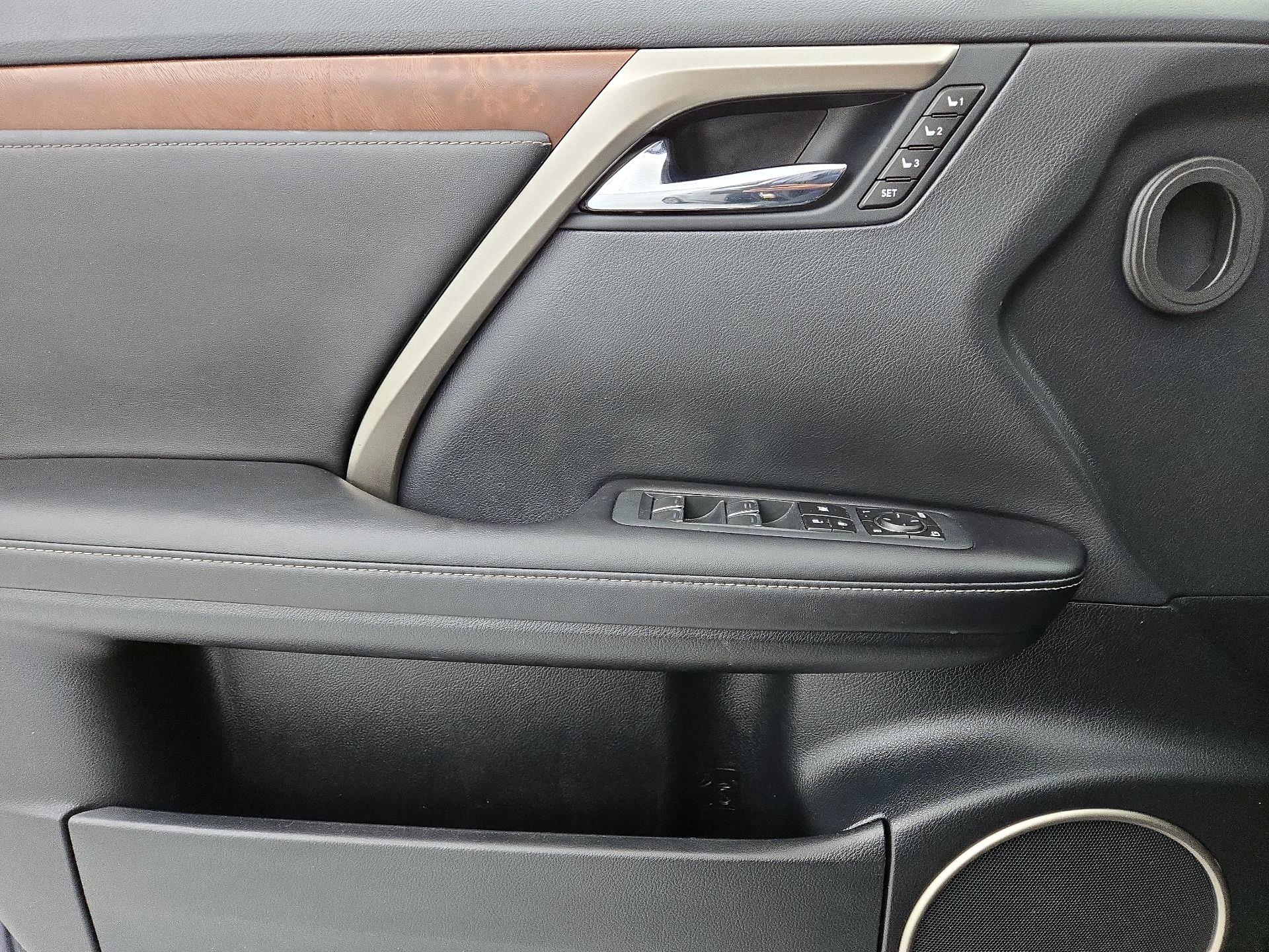 Thumbnail: 2020 Lexus RX - 12