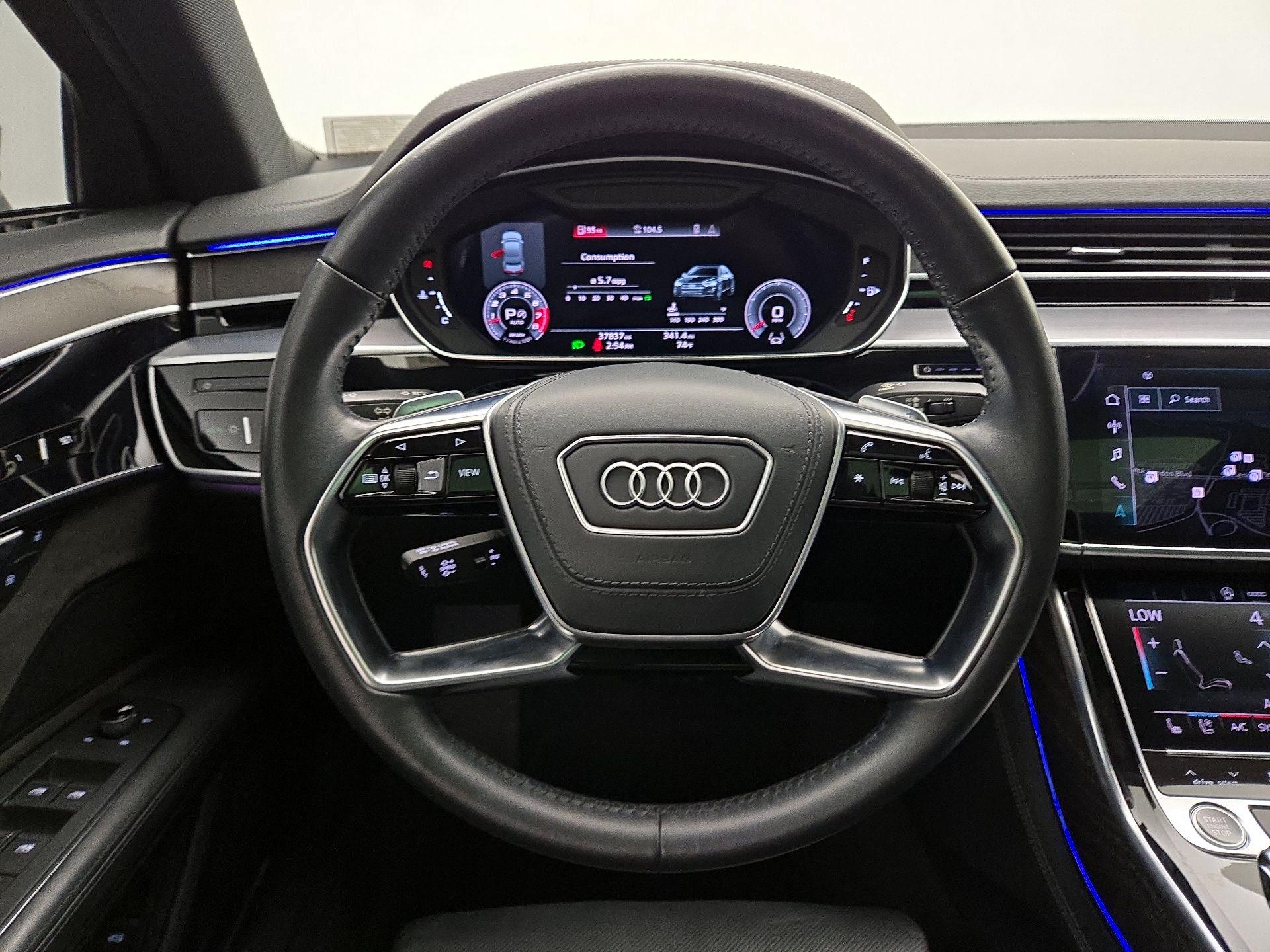 Thumbnail: 2021 Audi A8 - 10