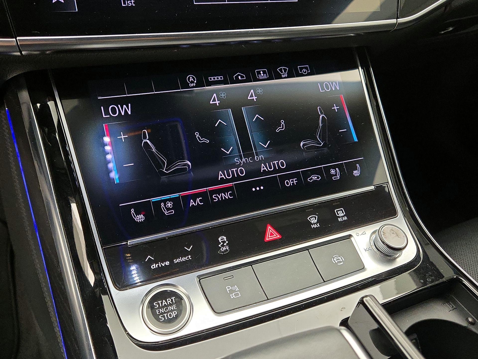 Thumbnail: 2021 Audi A8 - 17