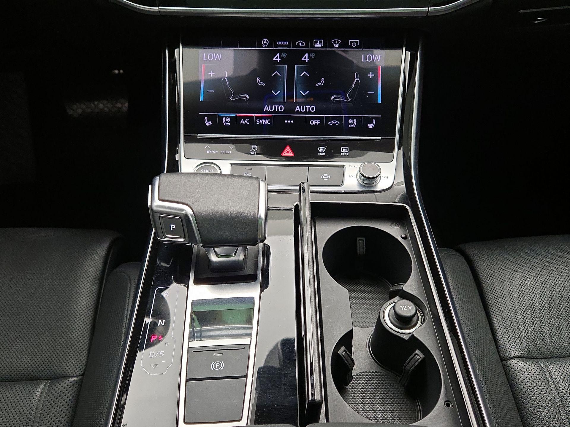 Thumbnail: 2021 Audi A8 - 18