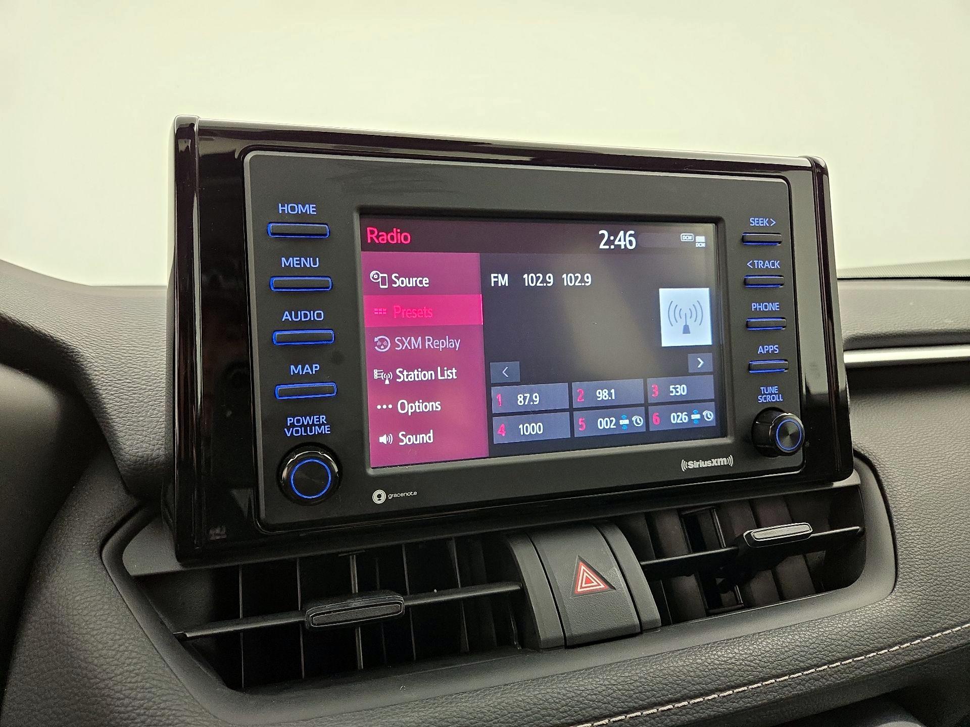 Thumbnail: 2021 Toyota RAV4 - 15